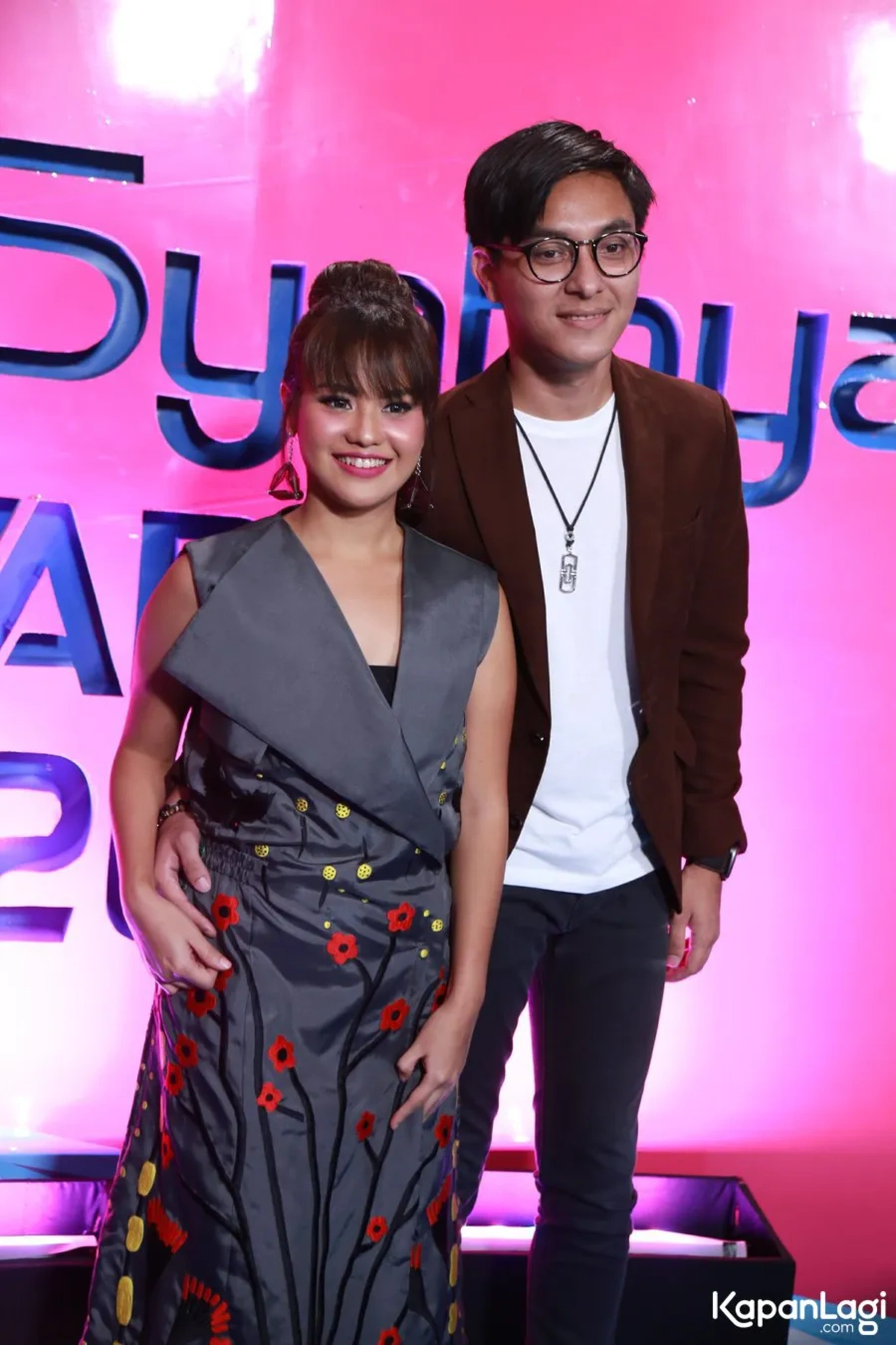 Jika Anda tidak melihat foto Barry Maheswara, kemungkinan karena foto dengan nomor tersebut tidak tersedia di Kapanlagi.com™