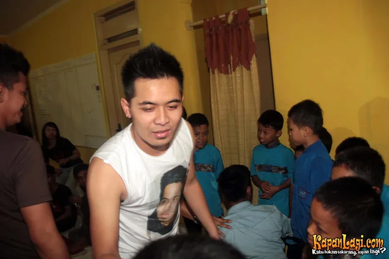 Jika Anda tidak melihat foto Bian D Bagindas, kemungkinan karena foto dengan nomor tersebut tidak tersedia di Kapanlagi.com™
