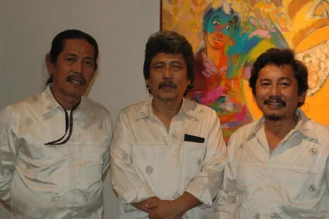 Jika Anda tidak melihat foto Bimbo, kemungkinan karena foto dengan nomor tersebut tidak tersedia di Kapanlagi.com™