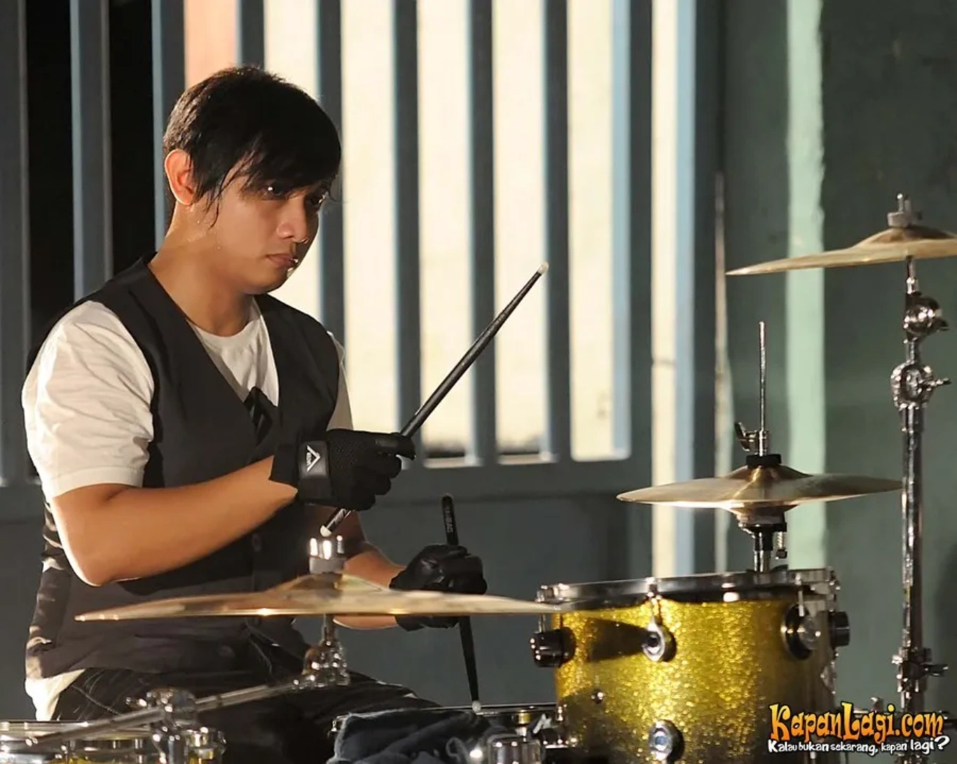 Jika Anda tidak melihat foto Brian So7, kemungkinan karena foto dengan nomor tersebut tidak tersedia di Kapanlagi.com™