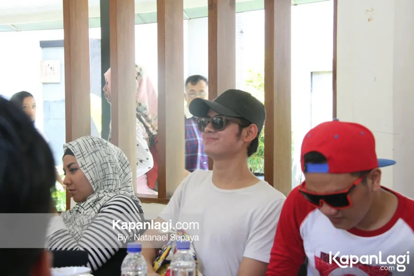 Jika Anda tidak melihat foto Budhila, kemungkinan karena foto dengan nomor tersebut tidak tersedia di Kapanlagi.com™