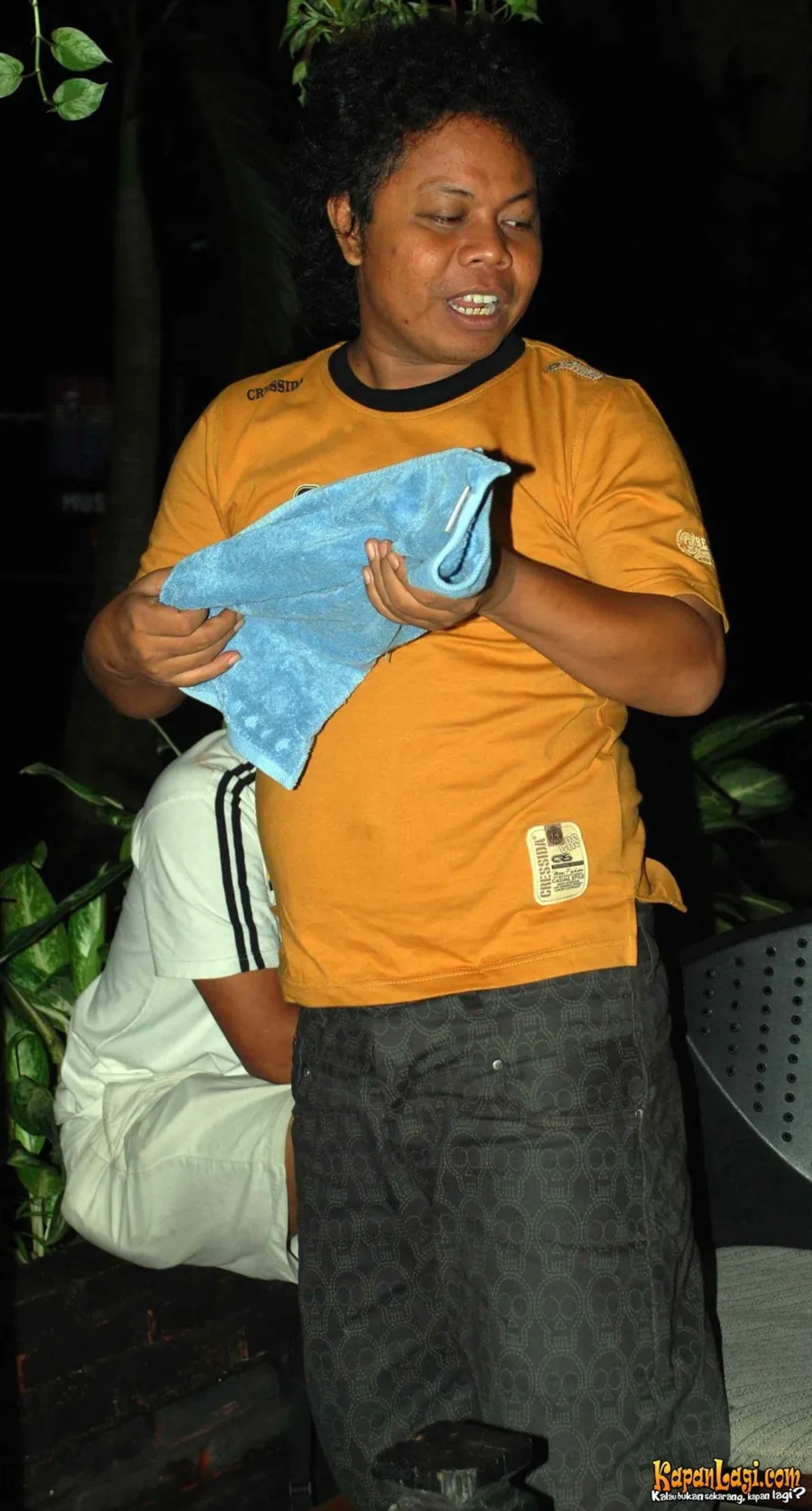 Jika Anda tidak melihat foto Budi Anduk, kemungkinan karena foto dengan nomor tersebut tidak tersedia di Kapanlagi.com™