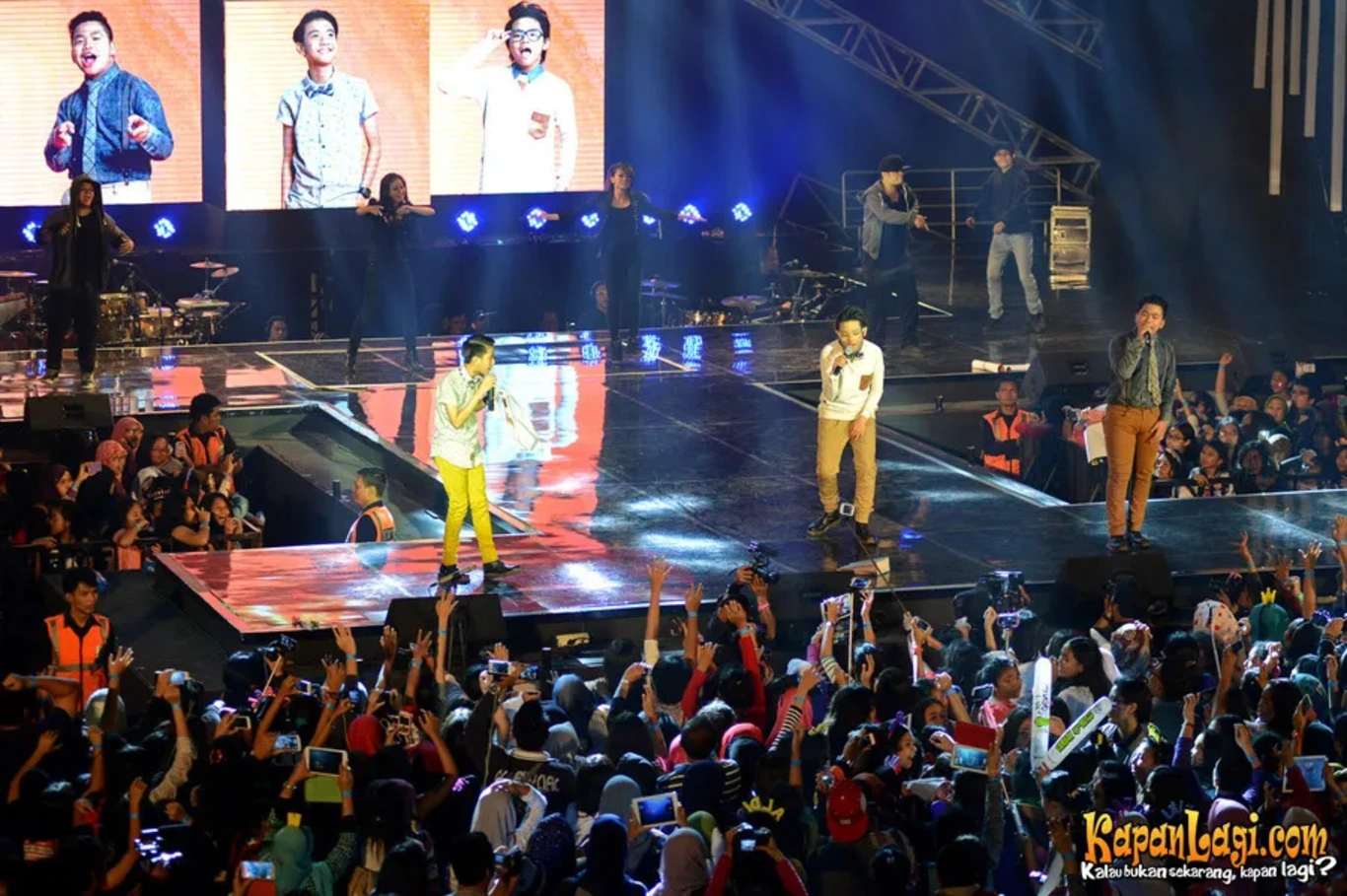 Jika Anda tidak melihat foto CJR, kemungkinan karena foto dengan nomor tersebut tidak tersedia di Kapanlagi.com™