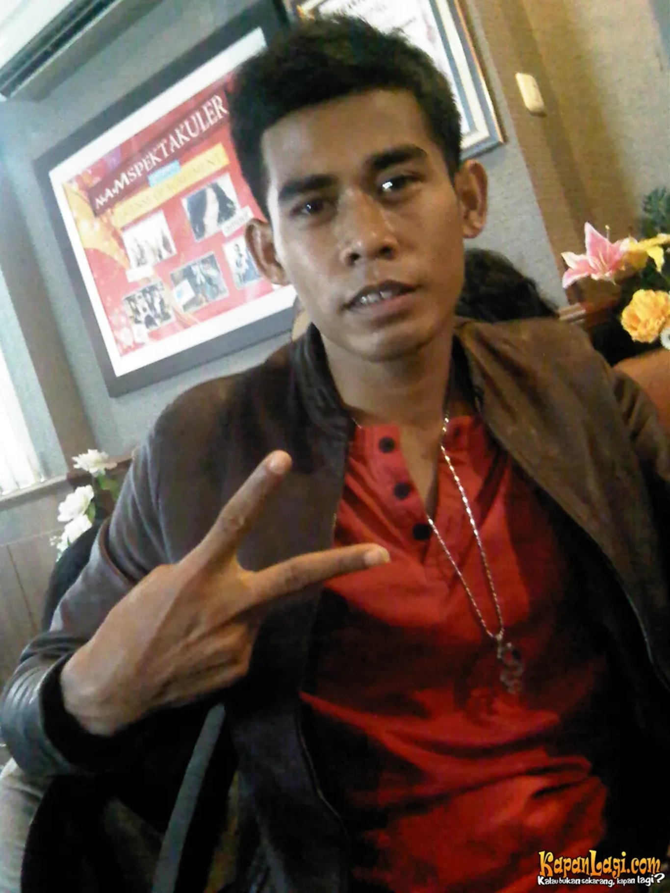 Jika Anda tidak melihat foto Caesar Agustinus, kemungkinan karena foto dengan nomor tersebut tidak tersedia di Kapanlagi.com™