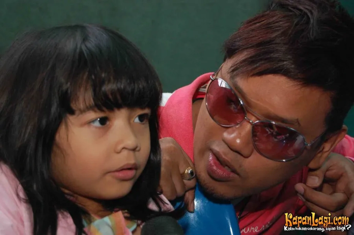 Jika Anda tidak melihat foto Cinta Kuya, kemungkinan karena foto dengan nomor tersebut tidak tersedia di Kapanlagi.com™