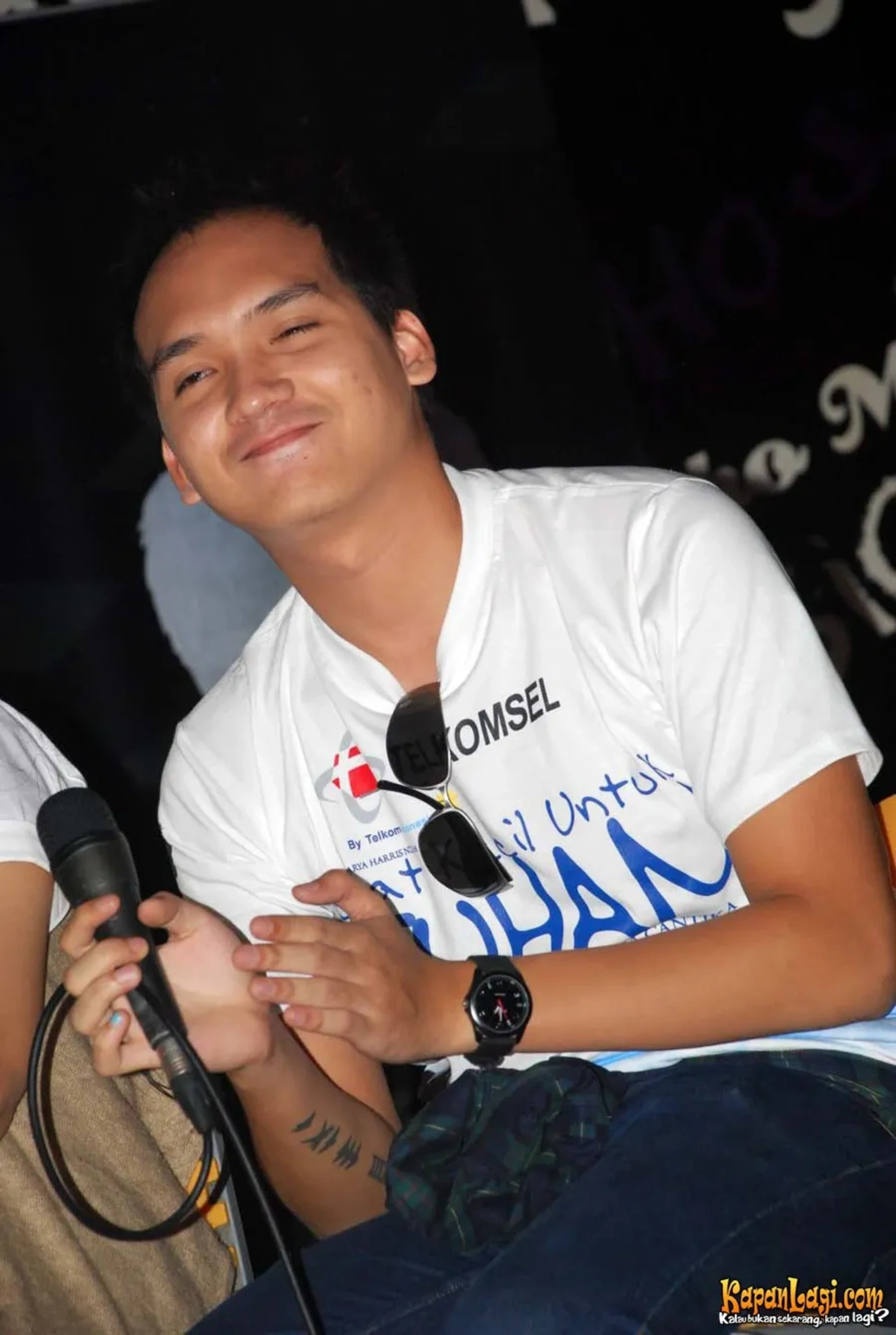 Jika Anda tidak melihat foto Egi John Foreisythe, kemungkinan karena foto dengan nomor tersebut tidak tersedia di Kapanlagi.com™