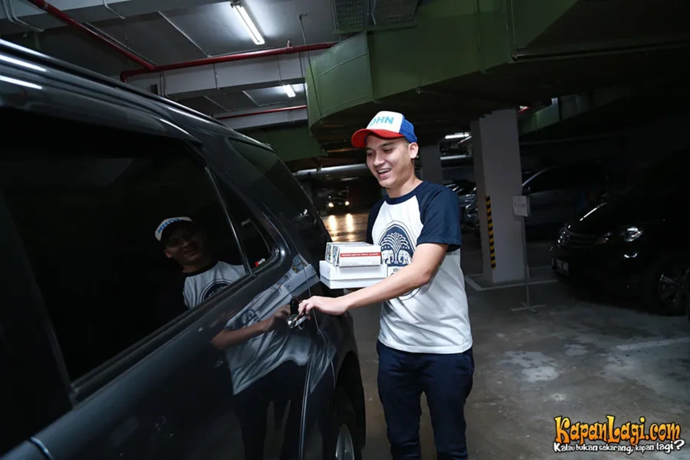 Jika Anda tidak melihat foto Egi John Foreisythe, kemungkinan karena foto dengan nomor tersebut tidak tersedia di Kapanlagi.com™