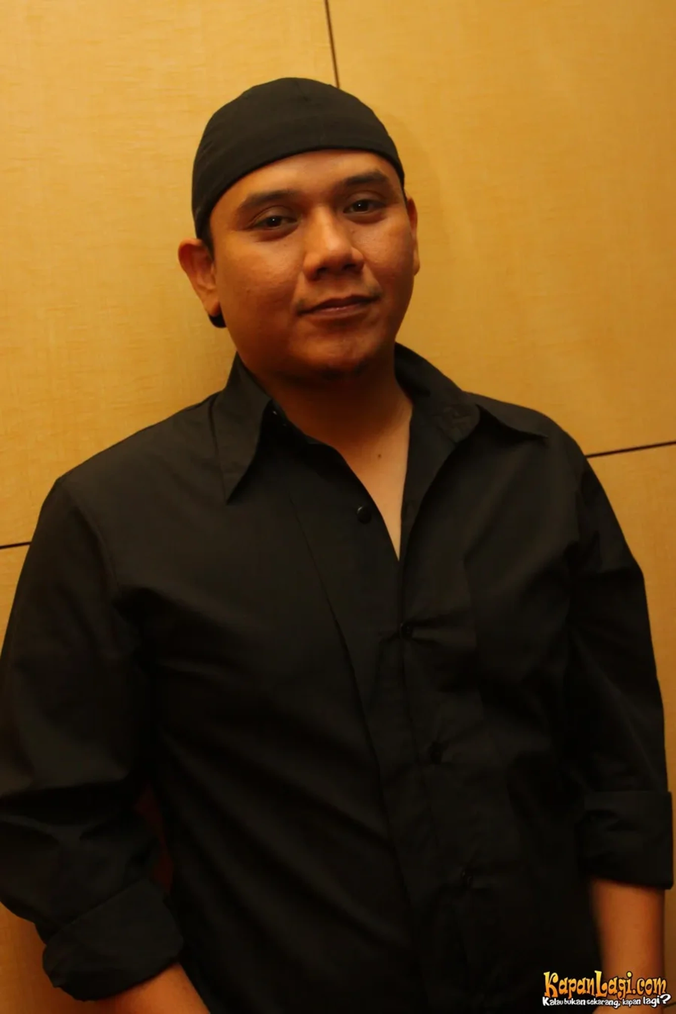 Jika Anda tidak melihat foto Fadly Padi, kemungkinan karena foto dengan nomor tersebut tidak tersedia di Kapanlagi.com™