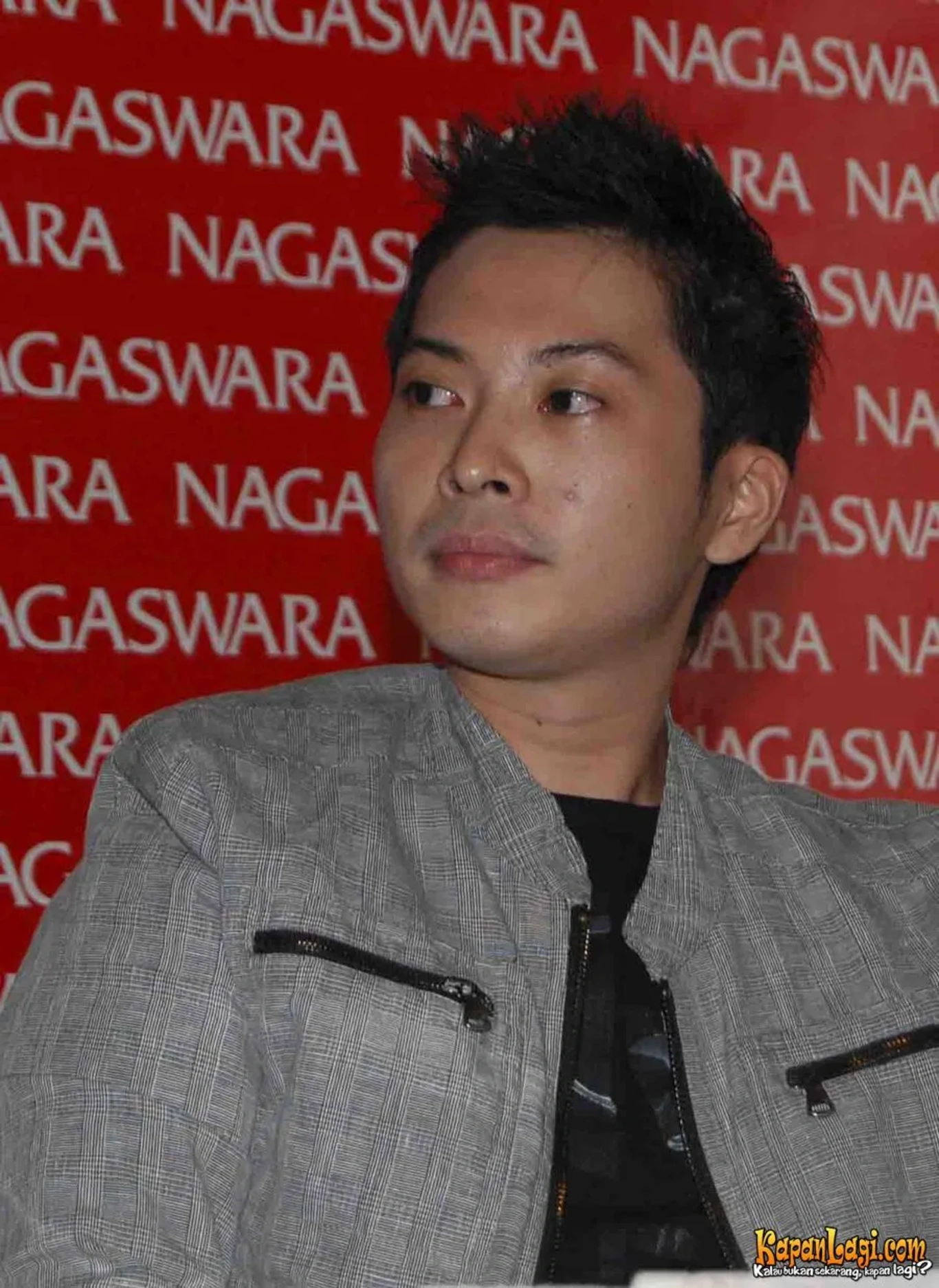 Jika Anda tidak melihat foto Fandy Santoso, kemungkinan karena foto dengan nomor tersebut tidak tersedia di Kapanlagi.com™