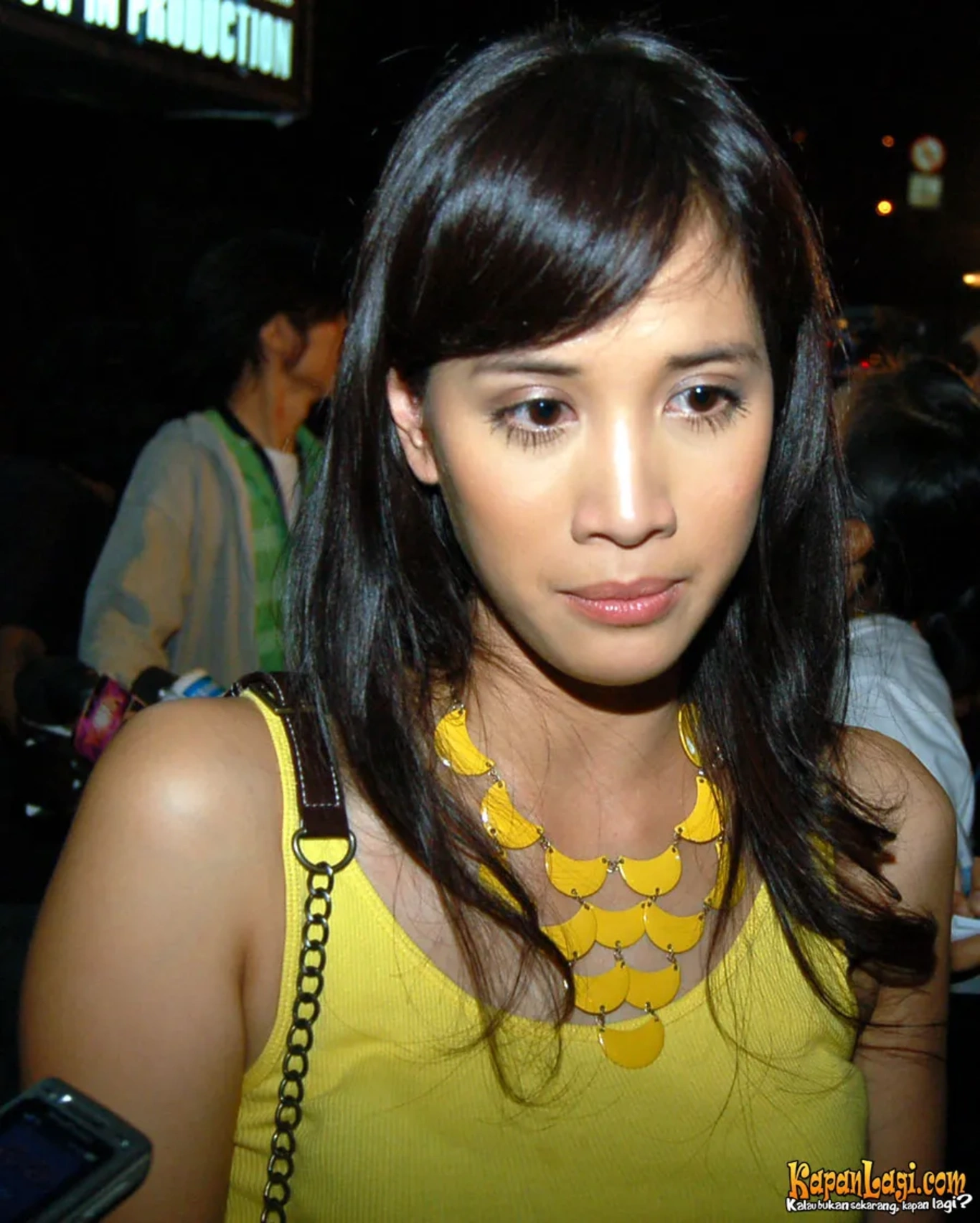 Jika Anda tidak melihat foto Fanny Fabriana, kemungkinan karena foto dengan nomor tersebut tidak tersedia di Kapanlagi.com™