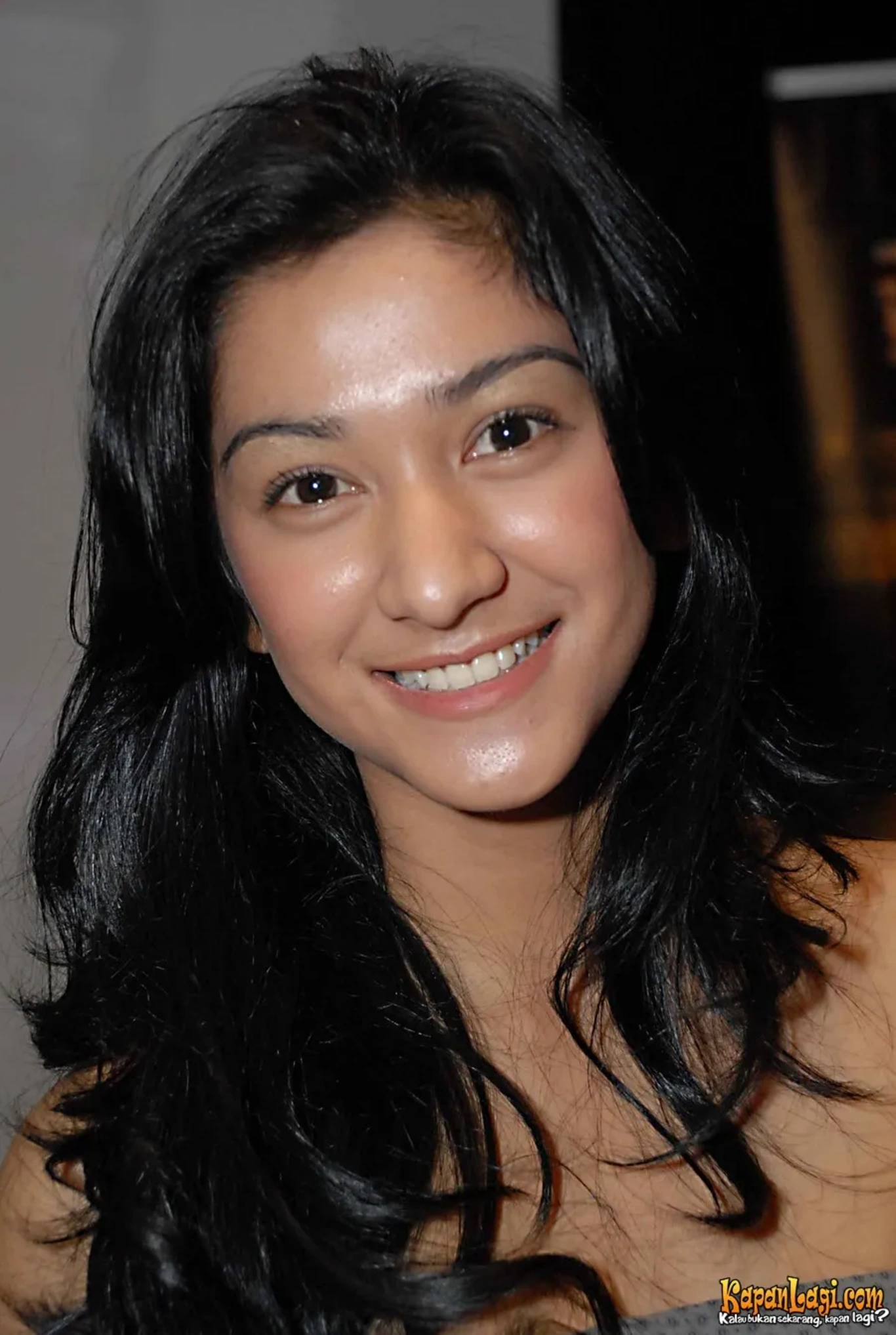 Jika Anda tidak melihat foto Fanny Ghassani, kemungkinan karena foto dengan nomor tersebut tidak tersedia di Kapanlagi.com™