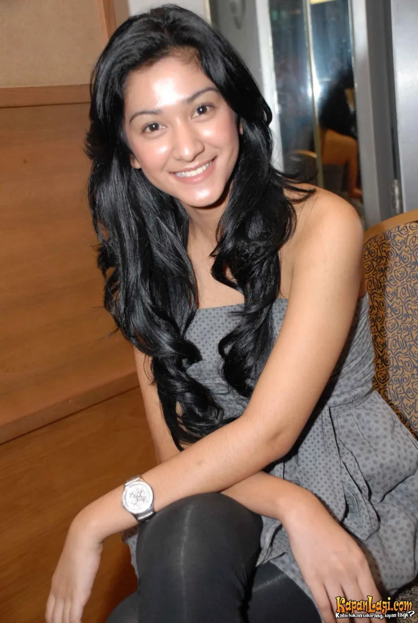 Jika Anda tidak melihat foto Fanny Ghassani, kemungkinan karena foto dengan nomor tersebut tidak tersedia di Kapanlagi.com™
