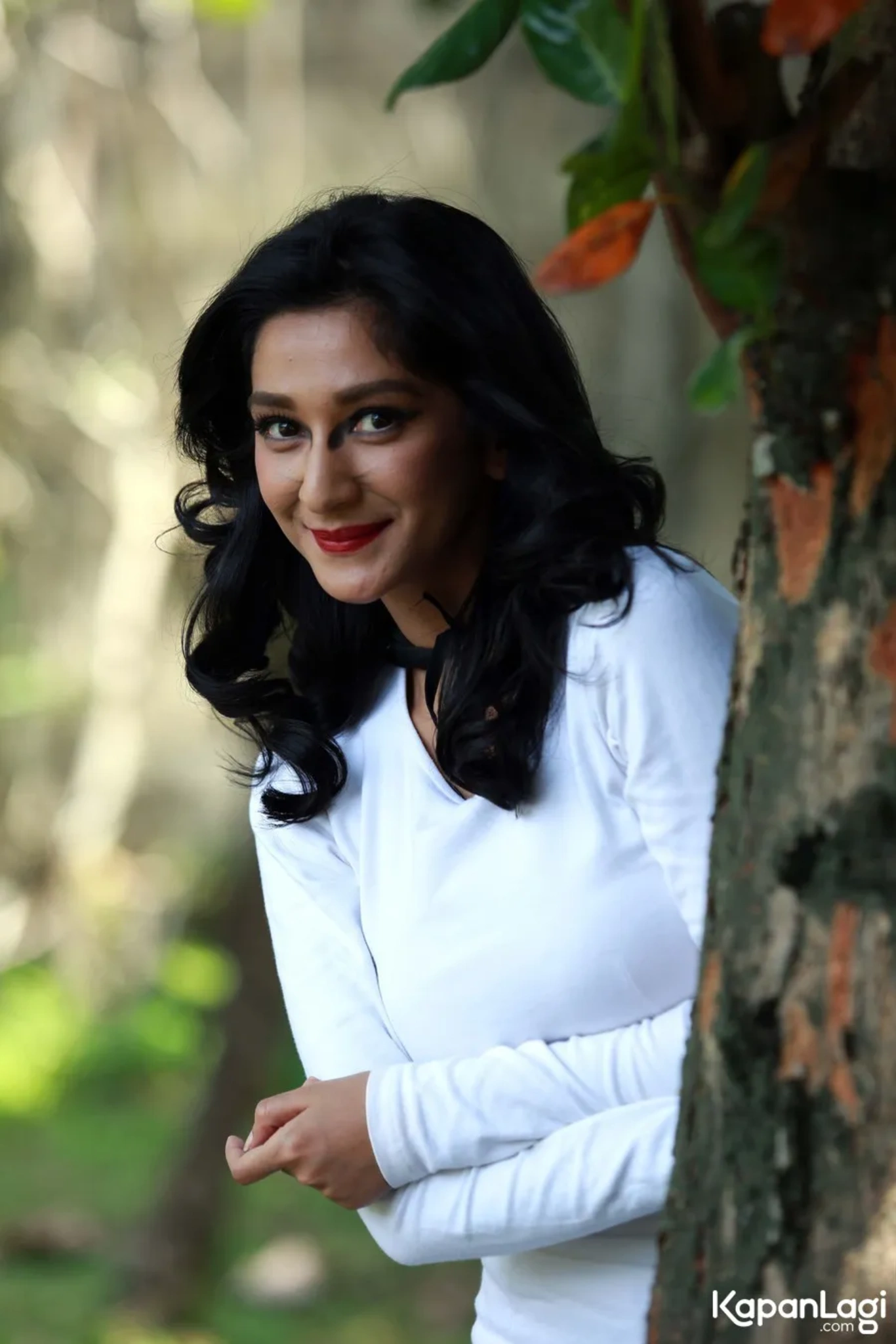 Jika Anda tidak melihat foto Fanny Ghassani, kemungkinan karena foto dengan nomor tersebut tidak tersedia di Kapanlagi.com™