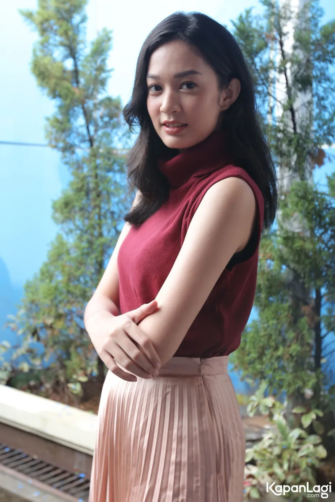 Jika Anda tidak melihat foto Faradilla Yoshi, kemungkinan karena foto dengan nomor tersebut tidak tersedia di Kapanlagi.com™