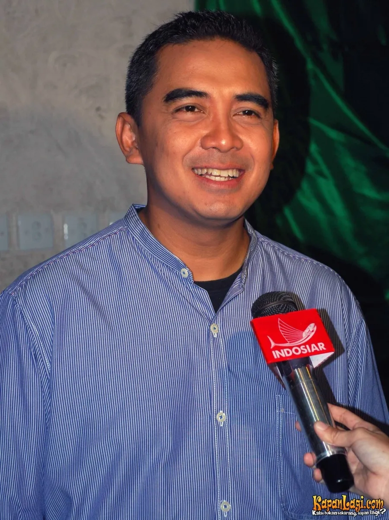 Jika Anda tidak melihat foto Farhan, kemungkinan karena foto dengan nomor tersebut tidak tersedia di Kapanlagi.com™