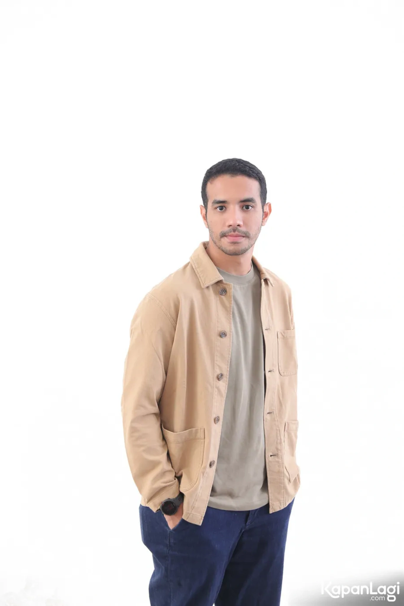 Jika Anda tidak melihat foto Faris Nahdi, kemungkinan karena foto dengan nomor tersebut tidak tersedia di Kapanlagi.com™