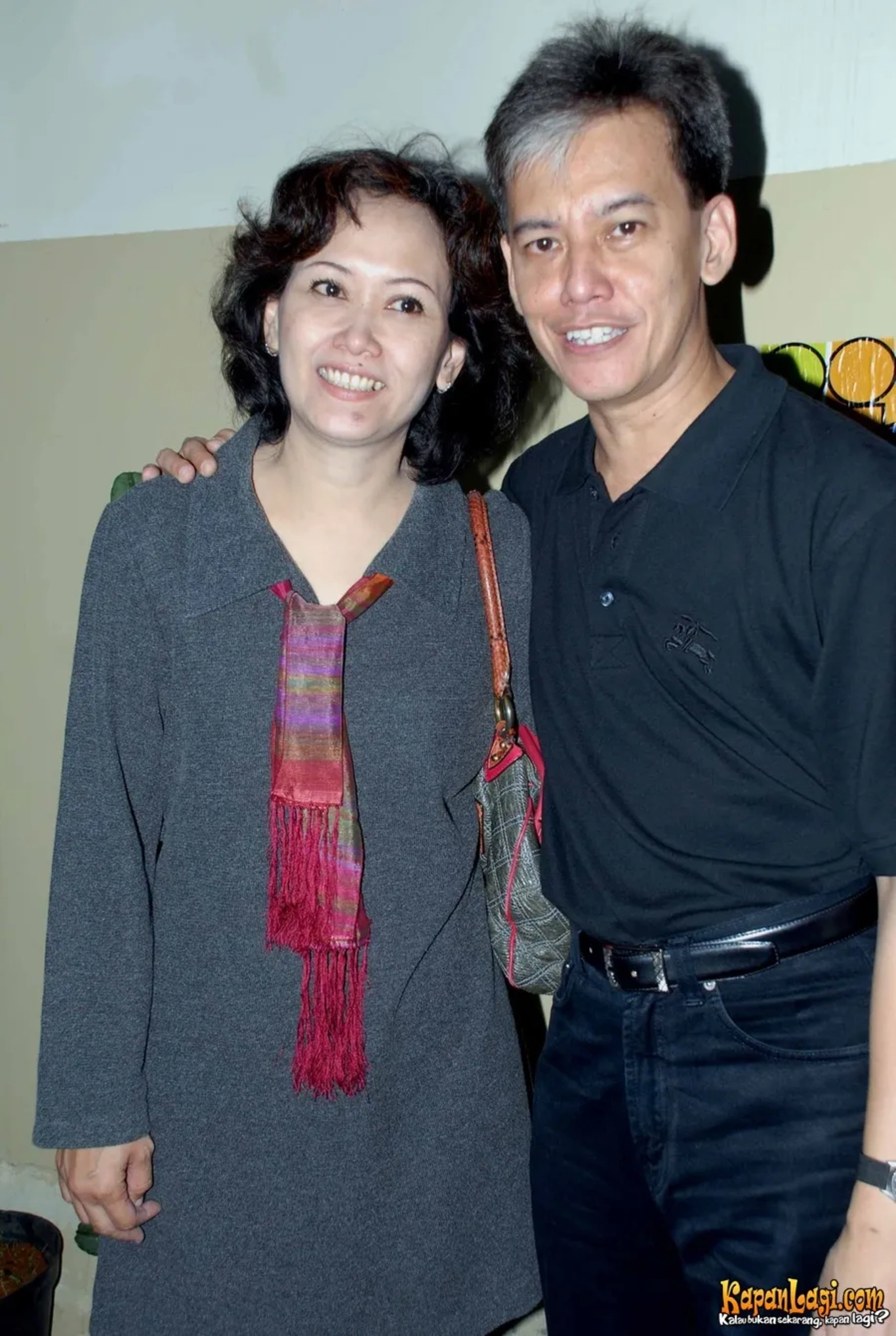 Jika Anda tidak melihat foto Fariz RM, kemungkinan karena foto dengan nomor tersebut tidak tersedia di Kapanlagi.com™