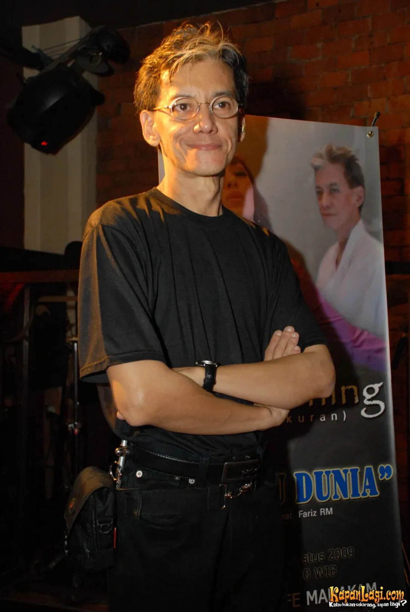 Jika Anda tidak melihat foto Fariz RM, kemungkinan karena foto dengan nomor tersebut tidak tersedia di Kapanlagi.com™