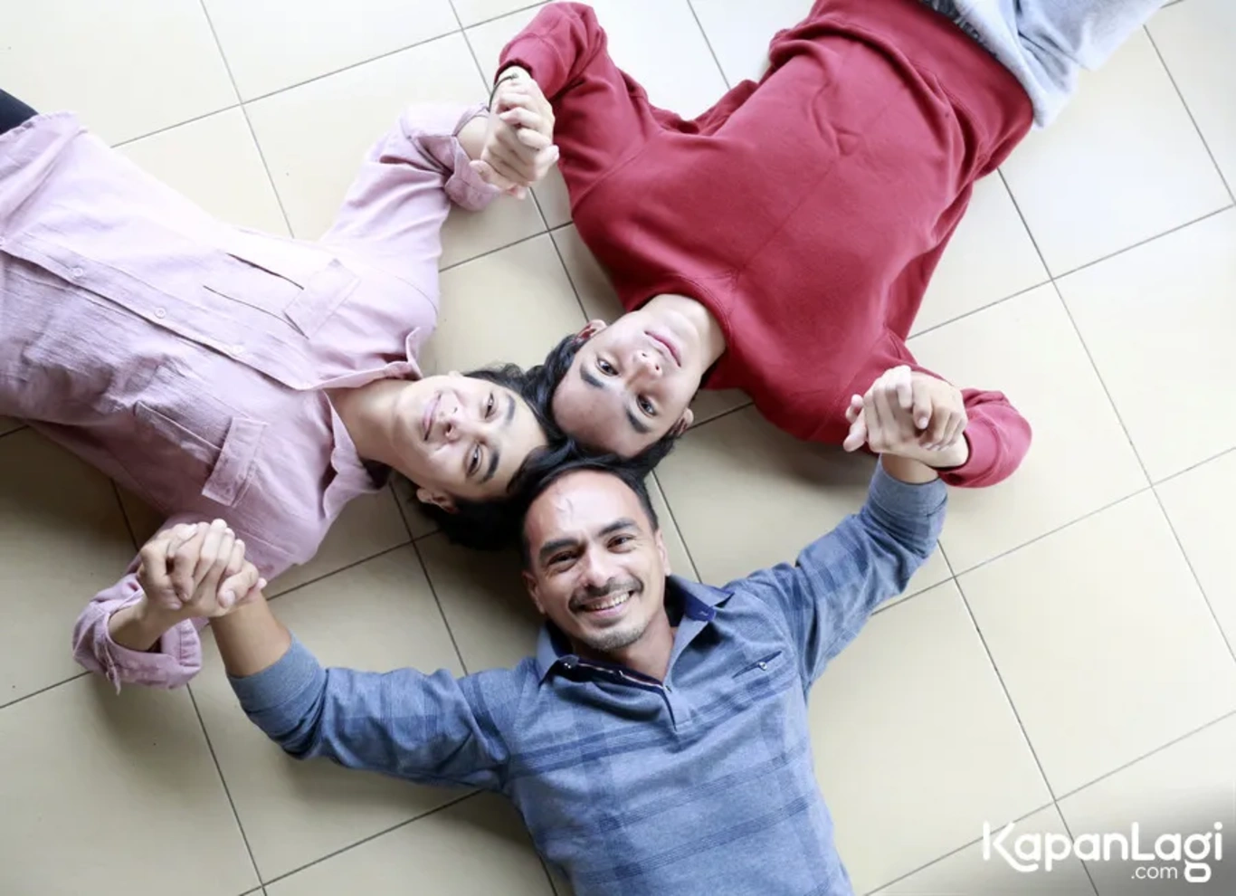 Jika Anda tidak melihat foto Fattah Syach, kemungkinan karena foto dengan nomor tersebut tidak tersedia di Kapanlagi.com™