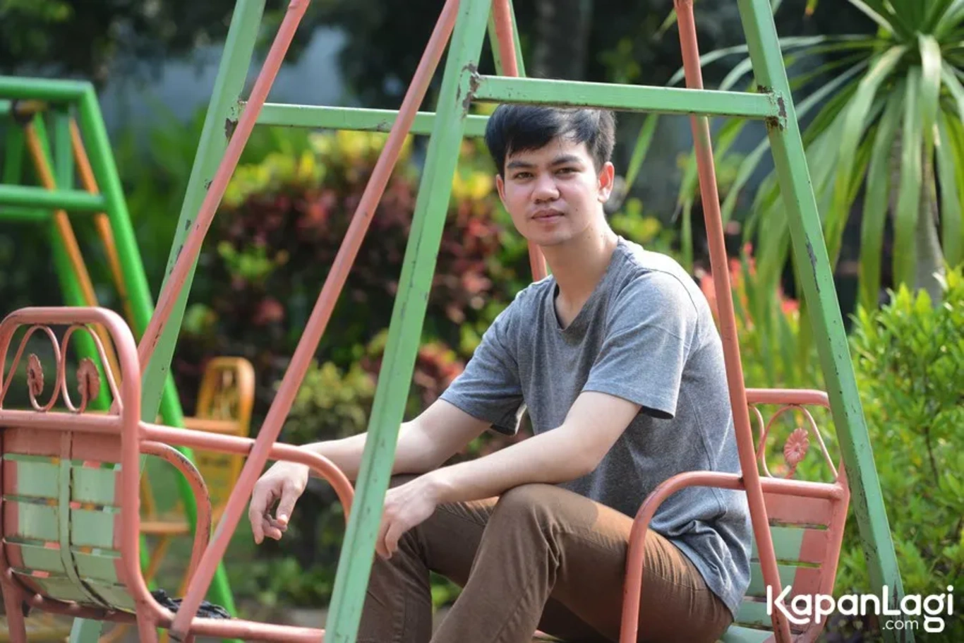 Jika Anda tidak melihat foto Faul LIDA 2019, kemungkinan karena foto dengan nomor tersebut tidak tersedia di Kapanlagi.com™
