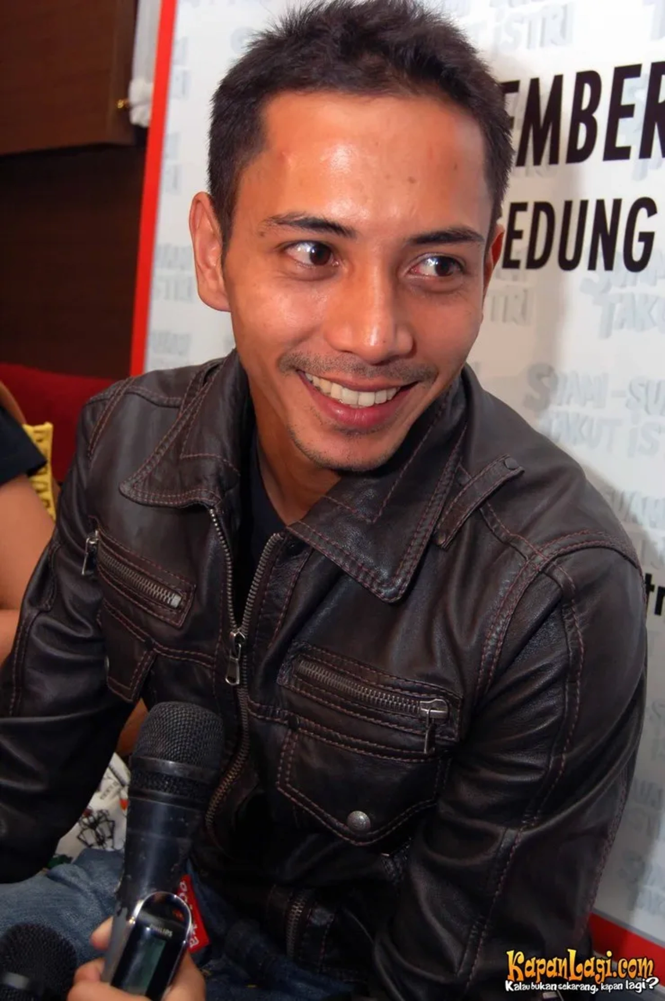 Jika Anda tidak melihat foto Fauzi Baadilla, kemungkinan karena foto dengan nomor tersebut tidak tersedia di Kapanlagi.com™