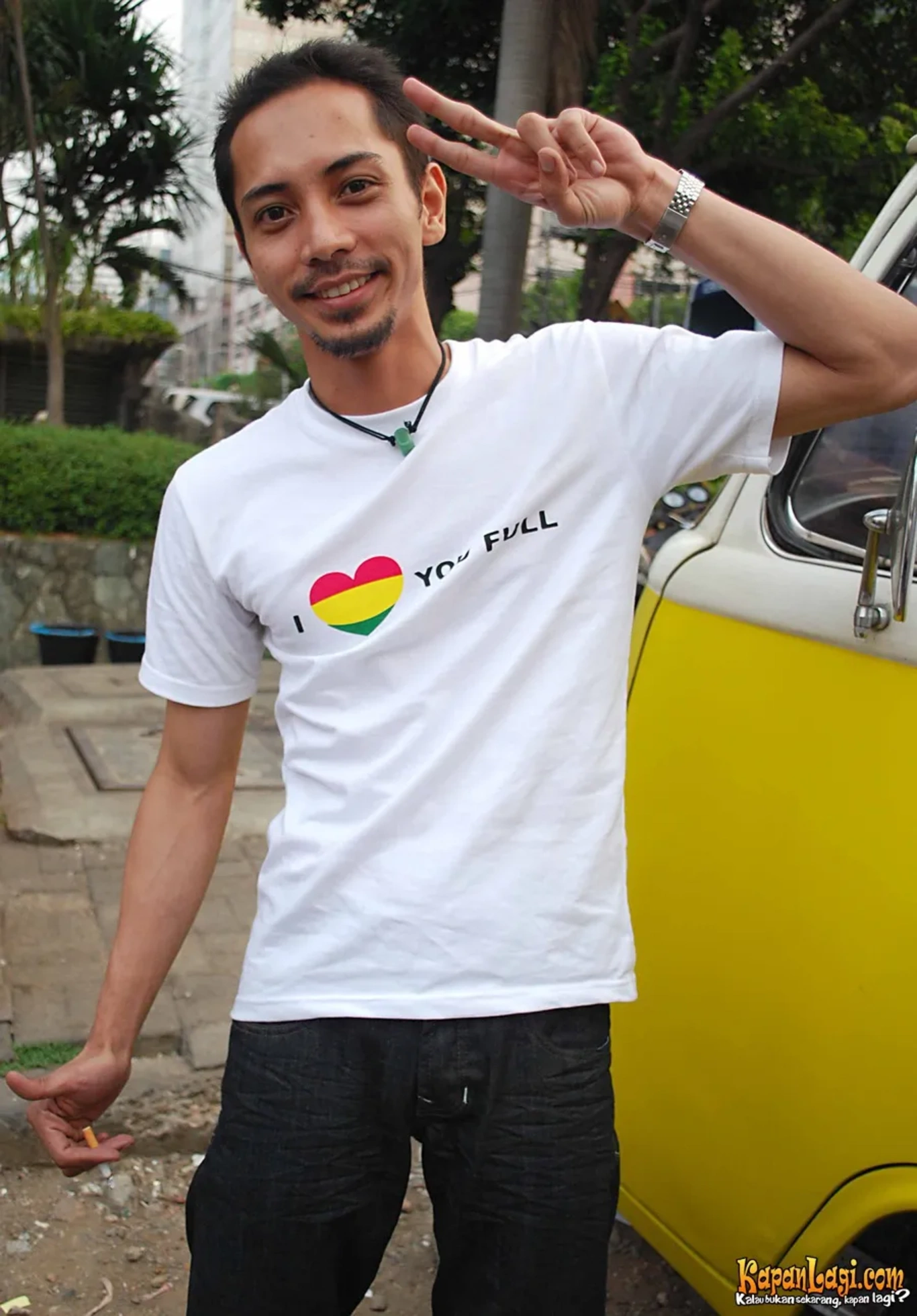 Jika Anda tidak melihat foto Fauzi Baadilla, kemungkinan karena foto dengan nomor tersebut tidak tersedia di Kapanlagi.com™