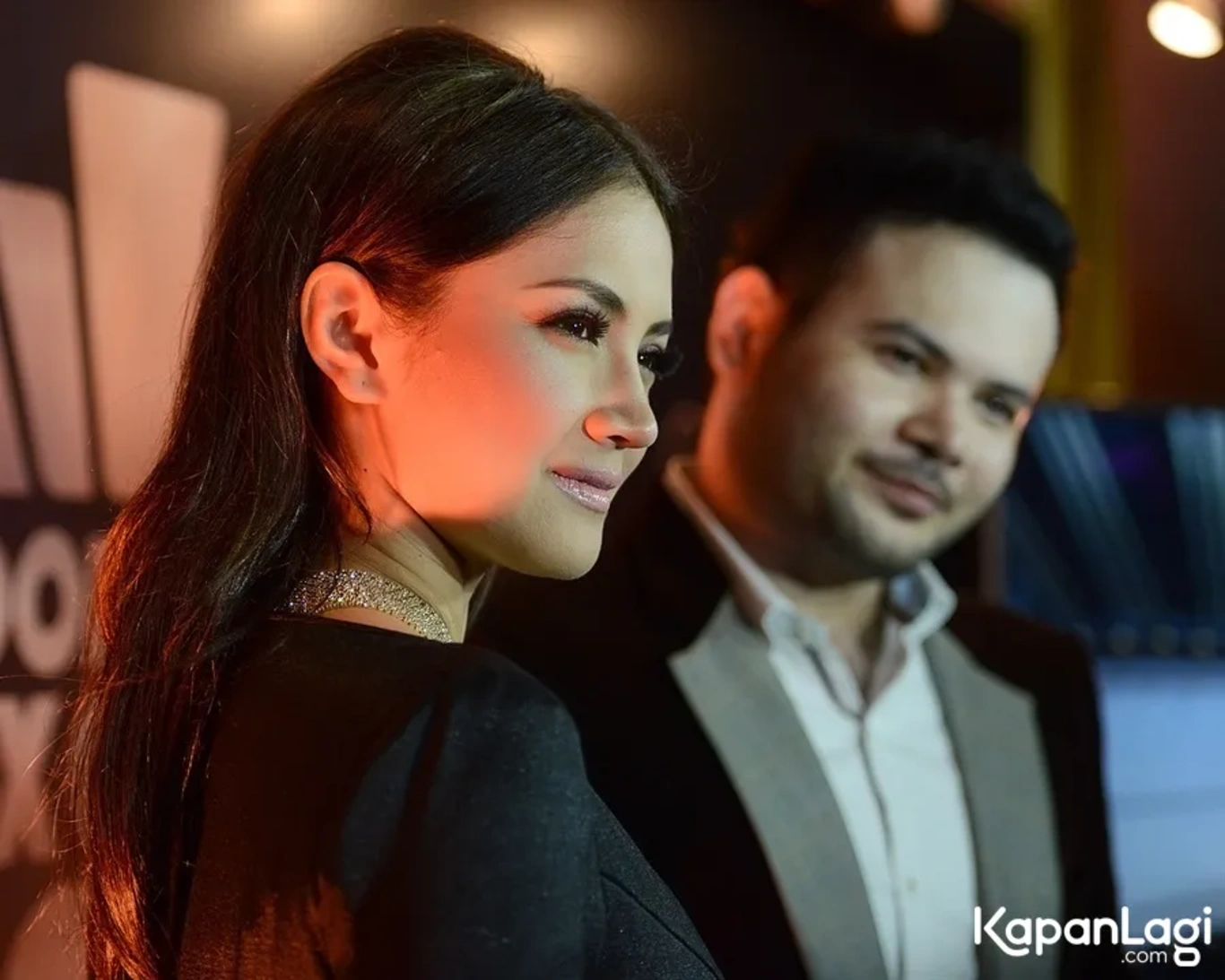 Jika Anda tidak melihat foto Fazura, kemungkinan karena foto dengan nomor tersebut tidak tersedia di Kapanlagi.com™