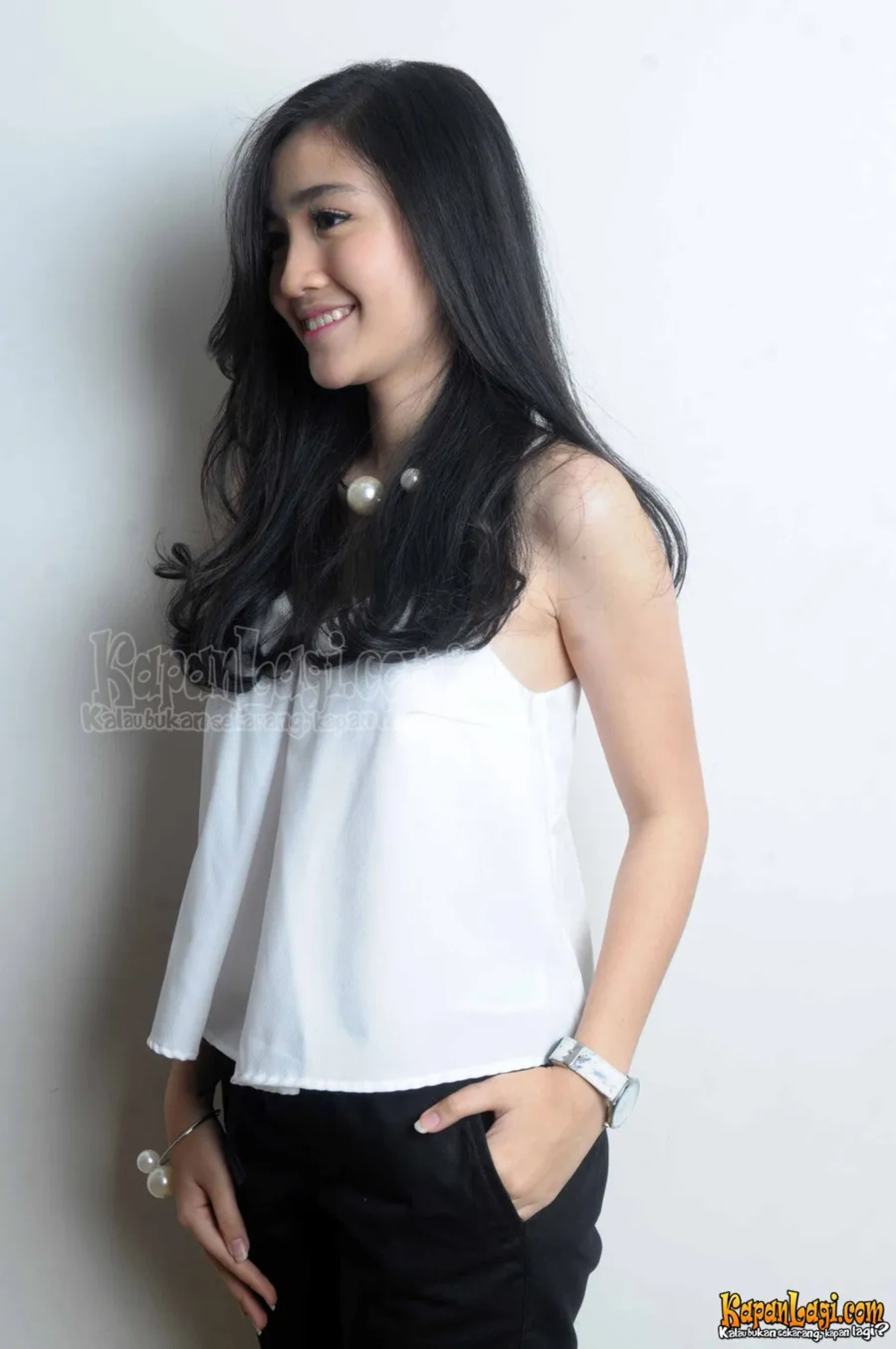 Jika Anda tidak melihat foto Febby Rastanty, kemungkinan karena foto dengan nomor tersebut tidak tersedia di Kapanlagi.com™