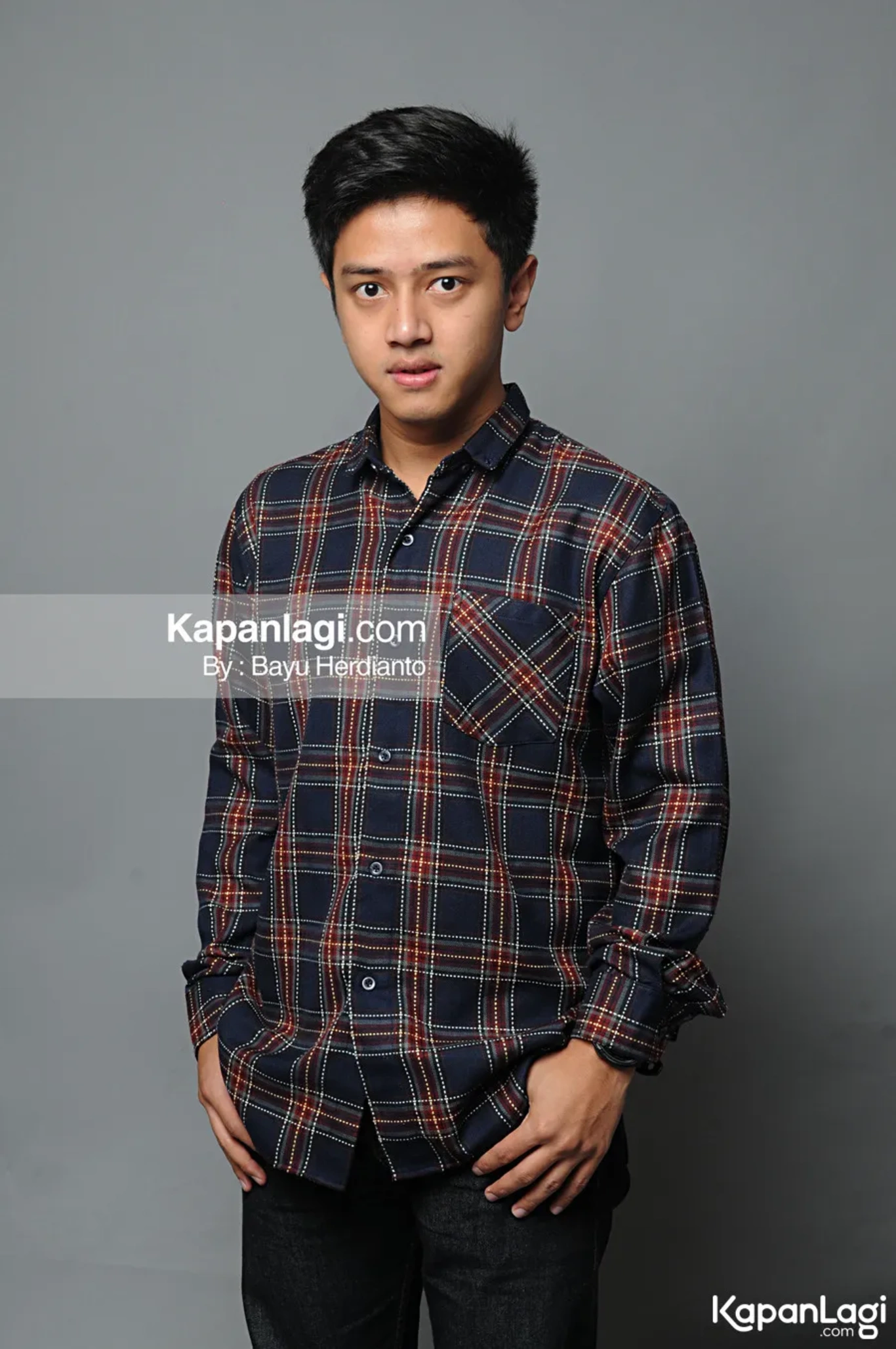 Jika Anda tidak melihat foto Febri HiVi, kemungkinan karena foto dengan nomor tersebut tidak tersedia di Kapanlagi.com™