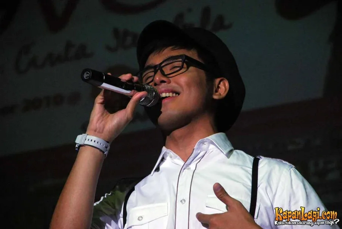 Jika Anda tidak melihat foto Febrian, kemungkinan karena foto dengan nomor tersebut tidak tersedia di Kapanlagi.com™