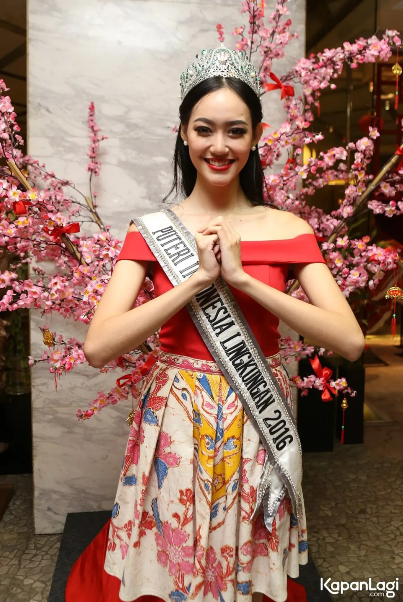 Jika Anda tidak melihat foto Felicia Hwang, kemungkinan karena foto dengan nomor tersebut tidak tersedia di Kapanlagi.com™