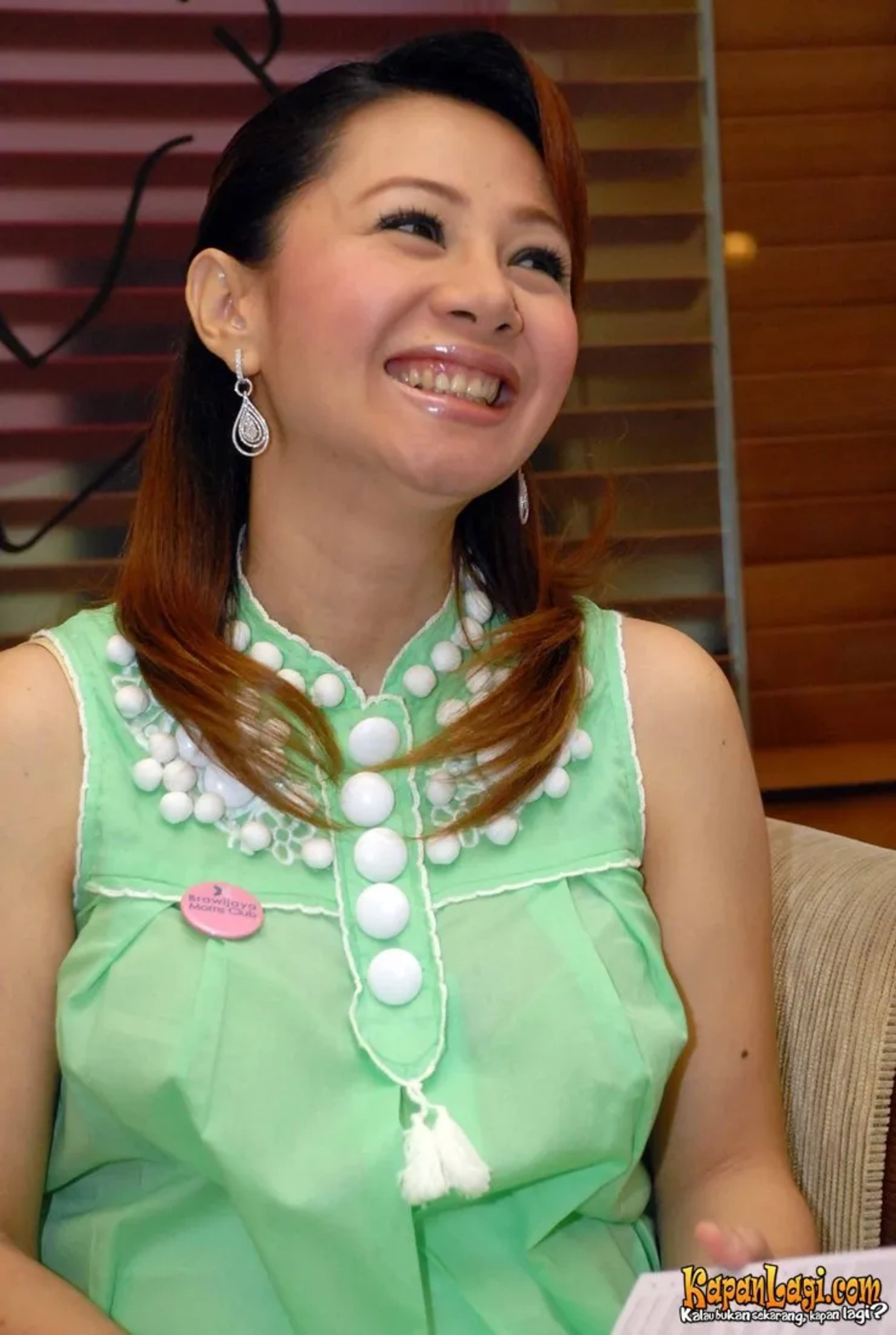 Jika Anda tidak melihat foto Femmy Permatasari, kemungkinan karena foto dengan nomor tersebut tidak tersedia di Kapanlagi.com™