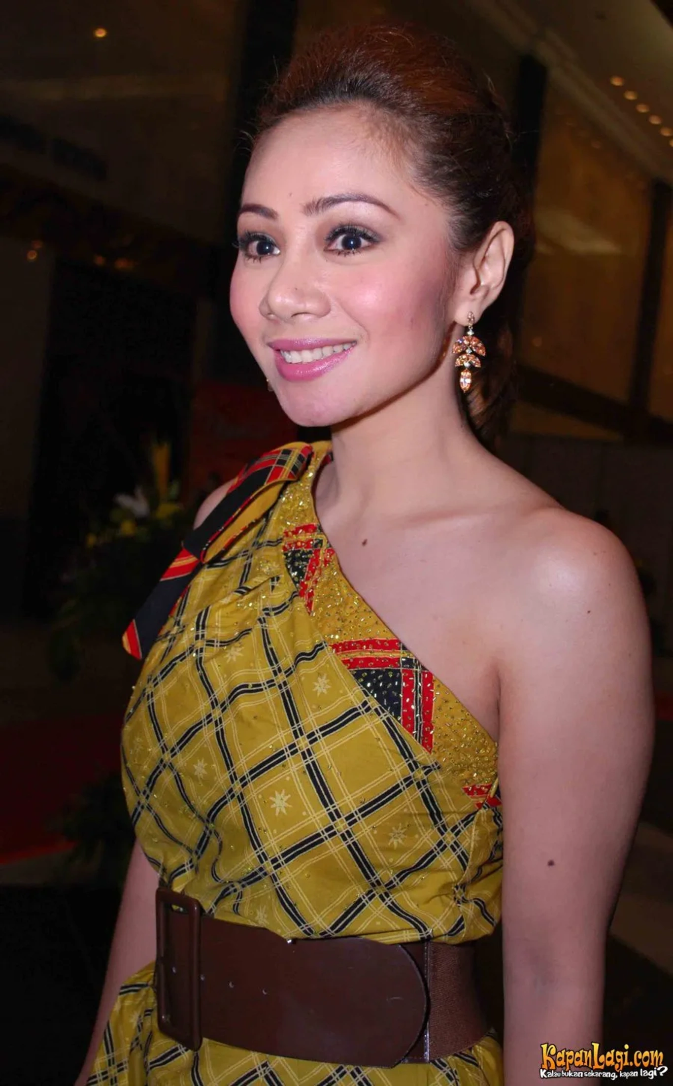 Jika Anda tidak melihat foto Femmy Permatasari, kemungkinan karena foto dengan nomor tersebut tidak tersedia di Kapanlagi.com™