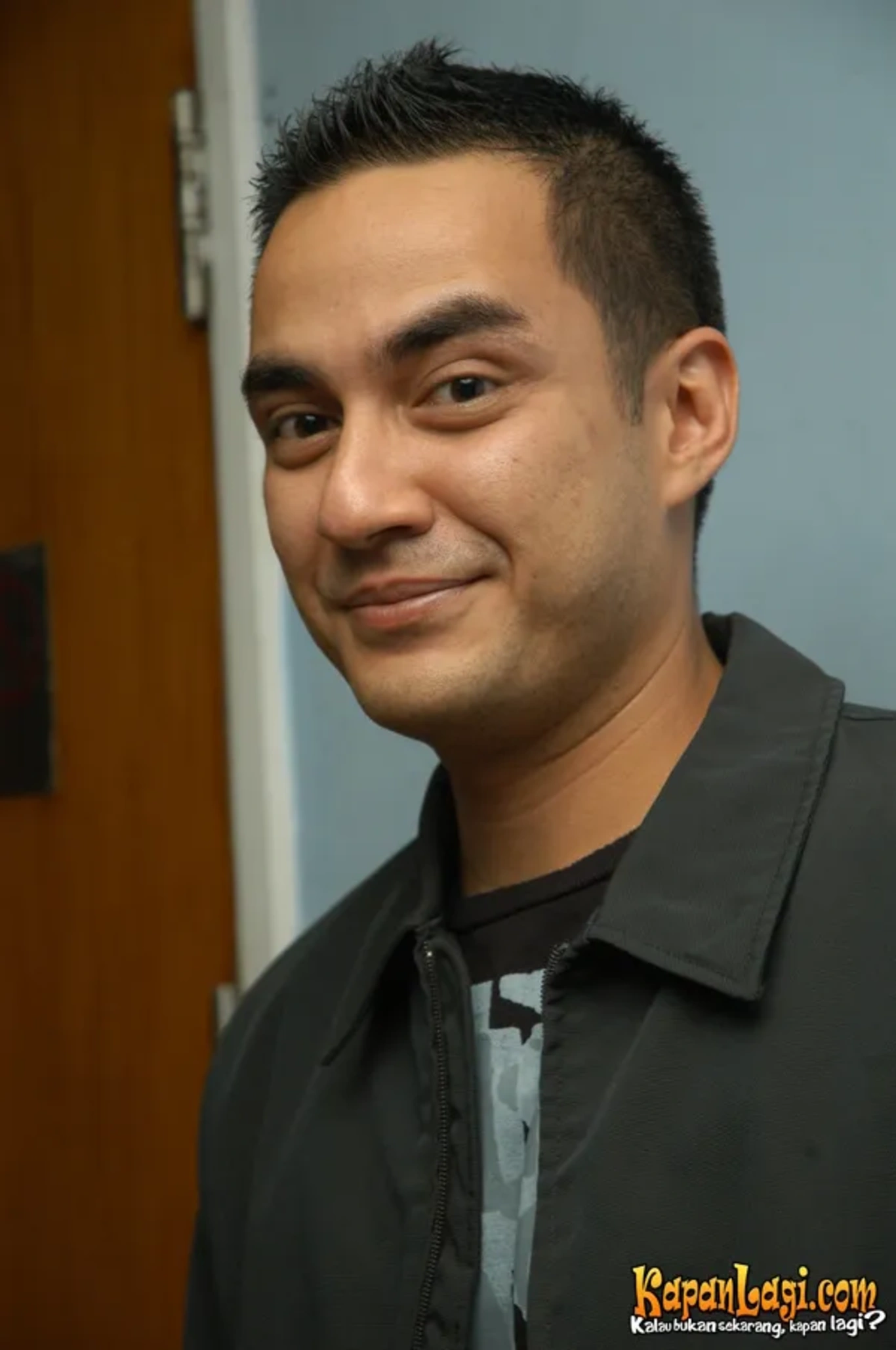 Jika Anda tidak melihat foto Ferdi Hasan, kemungkinan karena foto dengan nomor tersebut tidak tersedia di Kapanlagi.com™