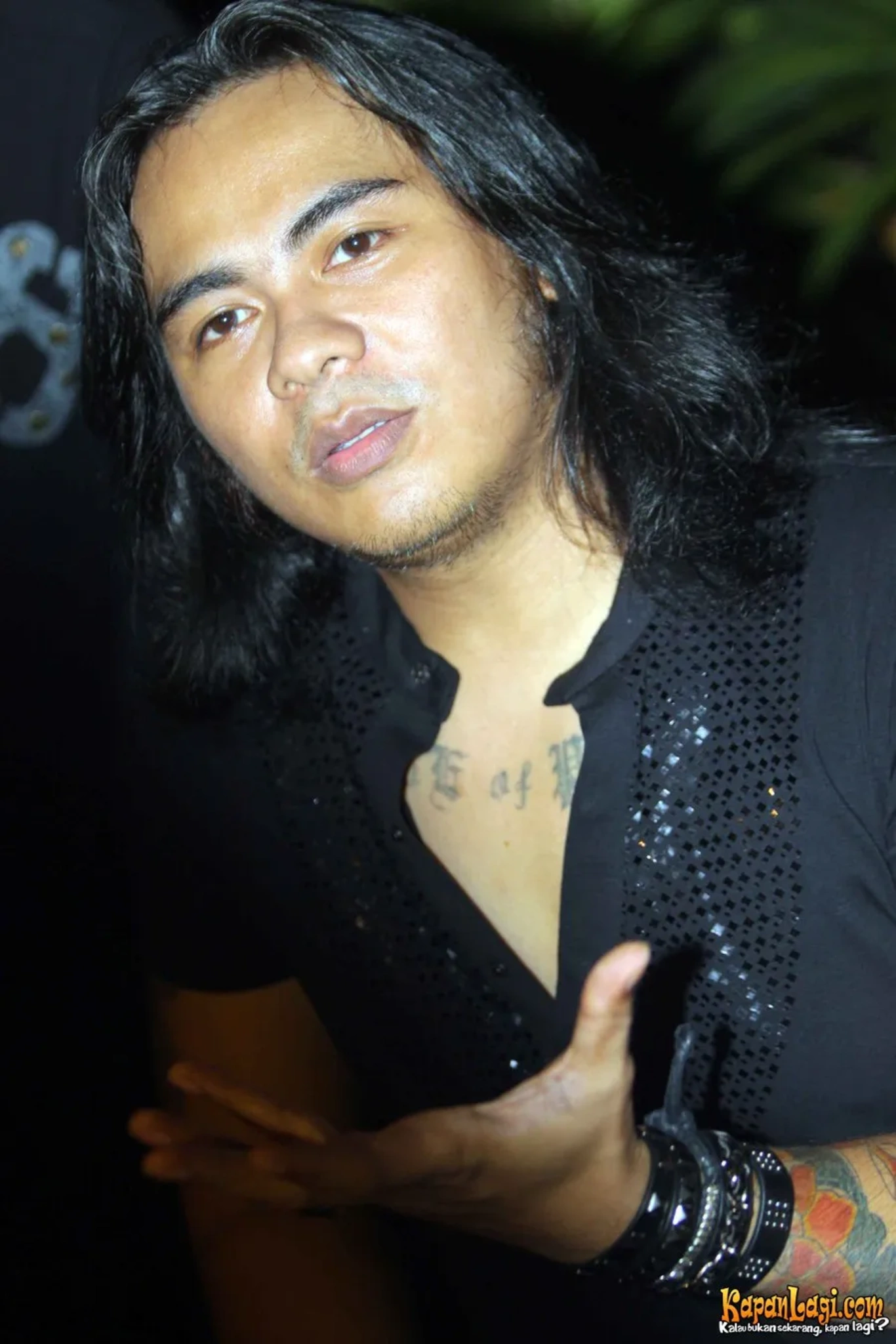 Jika Anda tidak melihat foto Ferdy Tahier, kemungkinan karena foto dengan nomor tersebut tidak tersedia di Kapanlagi.com™