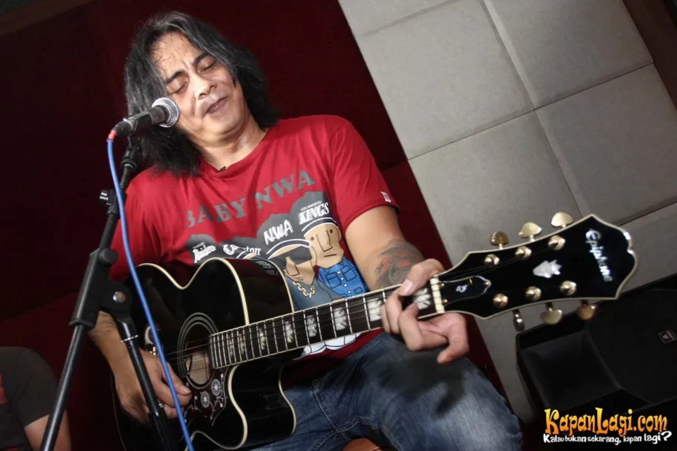 Jika Anda tidak melihat foto Ferdy Tahier, kemungkinan karena foto dengan nomor tersebut tidak tersedia di Kapanlagi.com™