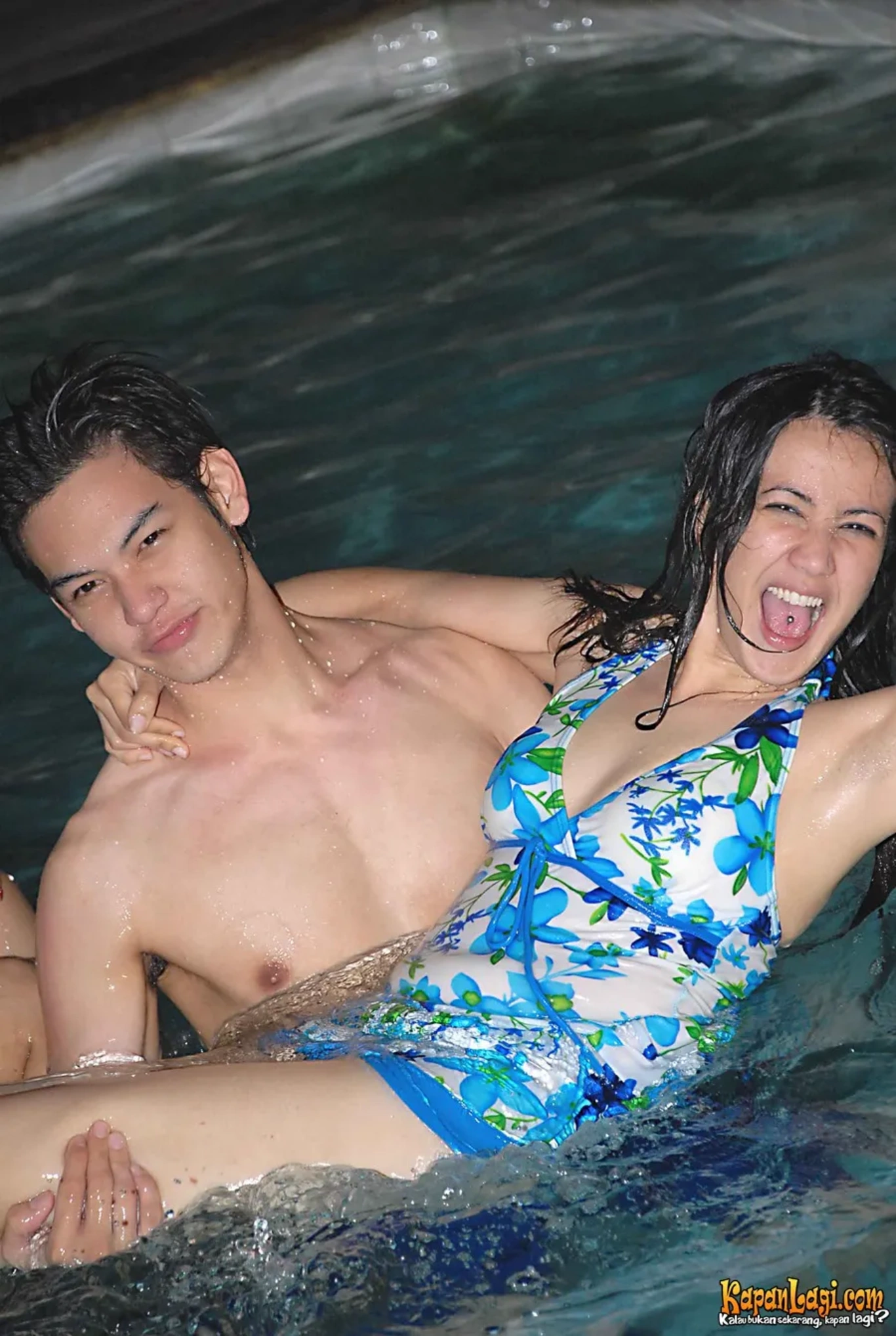 Jika Anda tidak melihat foto Ferly Putra, kemungkinan karena foto dengan nomor tersebut tidak tersedia di Kapanlagi.com™