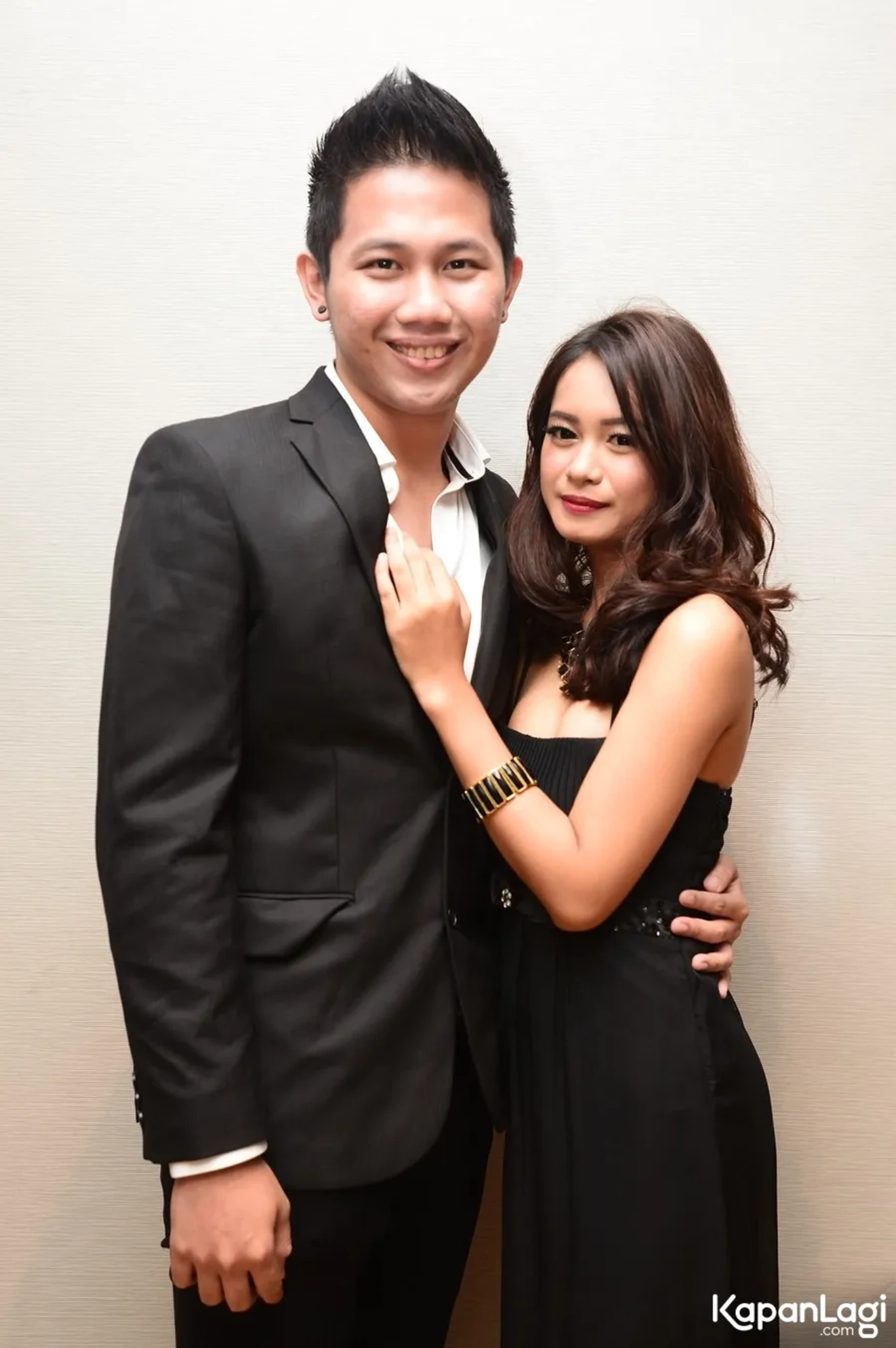 Jika Anda tidak melihat foto Fernando Wang, kemungkinan karena foto dengan nomor tersebut tidak tersedia di Kapanlagi.com™