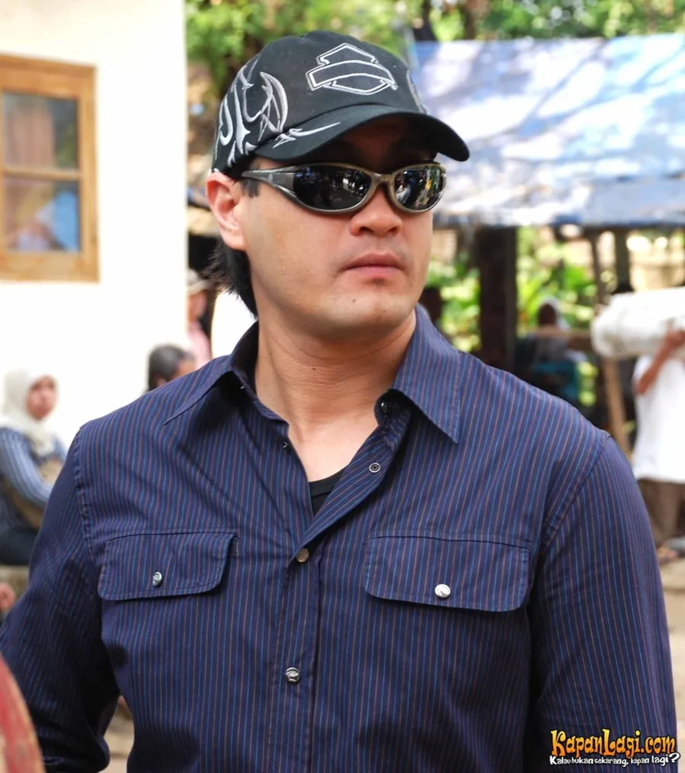 Jika Anda tidak melihat foto Ferry Irawan, kemungkinan karena foto dengan nomor tersebut tidak tersedia di Kapanlagi.com™