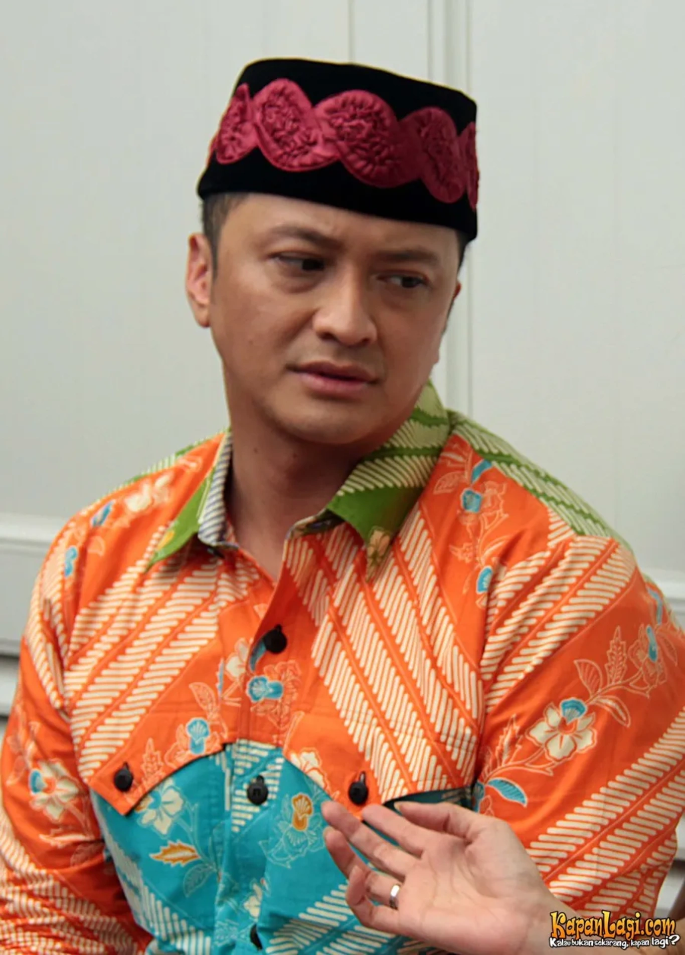 Jika Anda tidak melihat foto Ferry Maryadi, kemungkinan karena foto dengan nomor tersebut tidak tersedia di Kapanlagi.com™