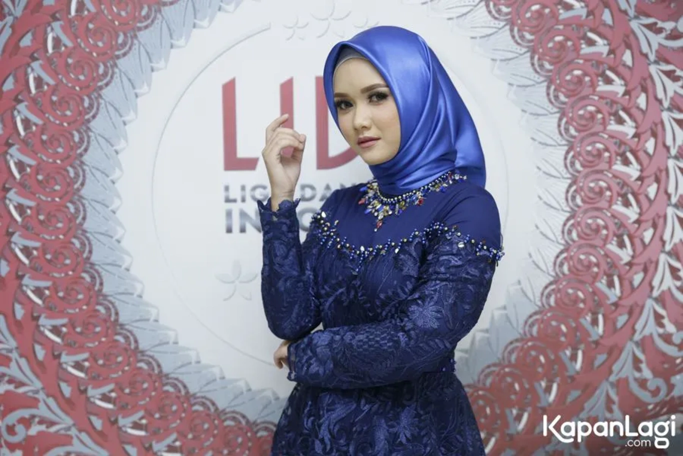 Jika Anda tidak melihat foto Fikih LIDA, kemungkinan karena foto dengan nomor tersebut tidak tersedia di Kapanlagi.com™