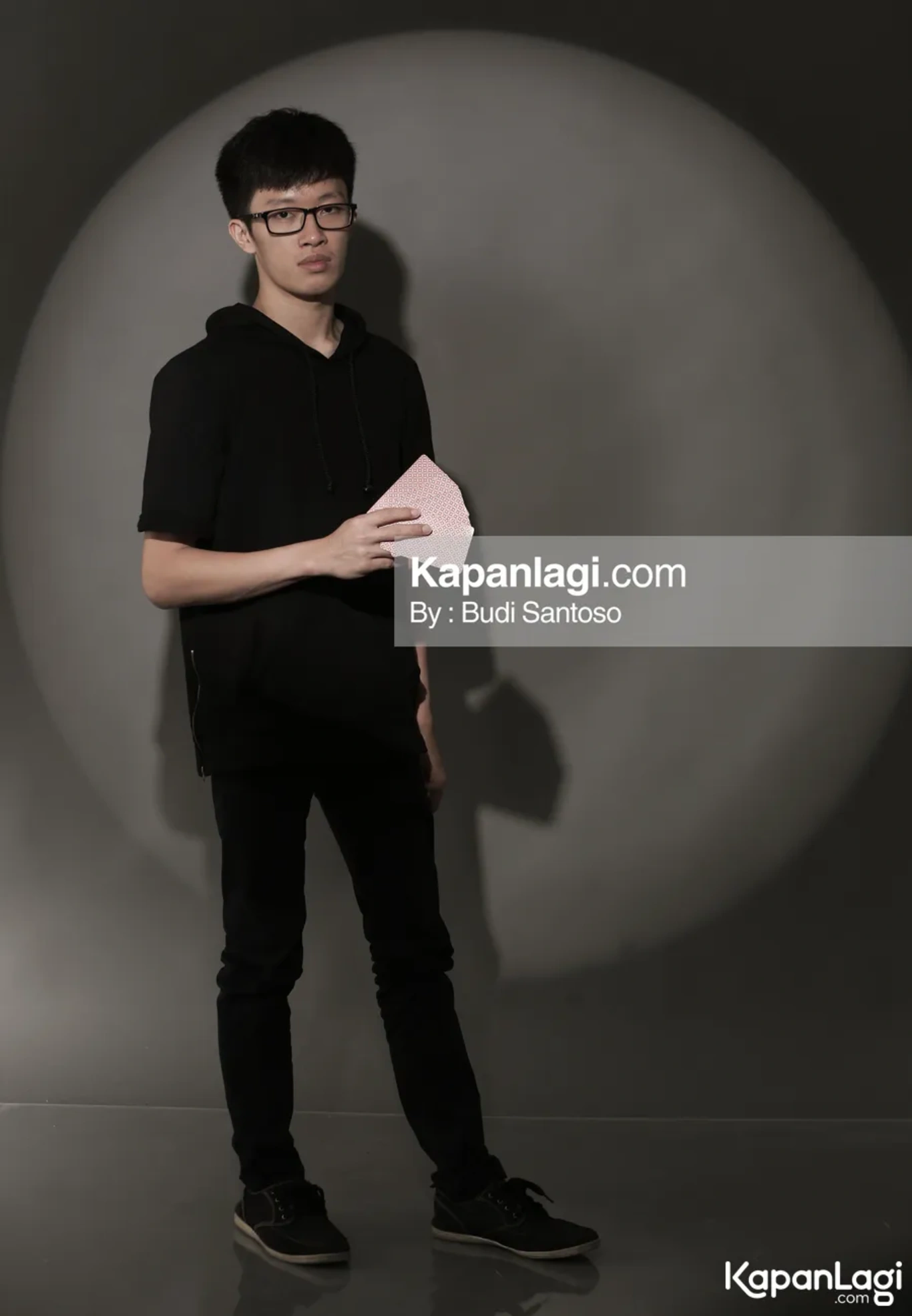 Jika Anda tidak melihat foto Filo Sebastian, kemungkinan karena foto dengan nomor tersebut tidak tersedia di Kapanlagi.com™