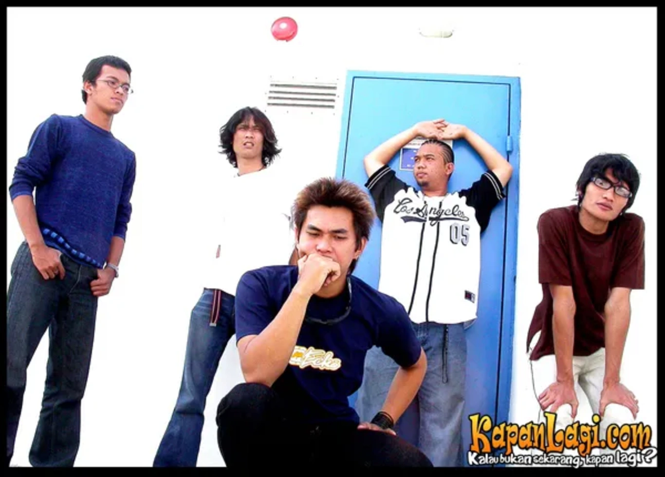Jika Anda tidak melihat foto Flanella, kemungkinan karena foto dengan nomor tersebut tidak tersedia di Kapanlagi.com™