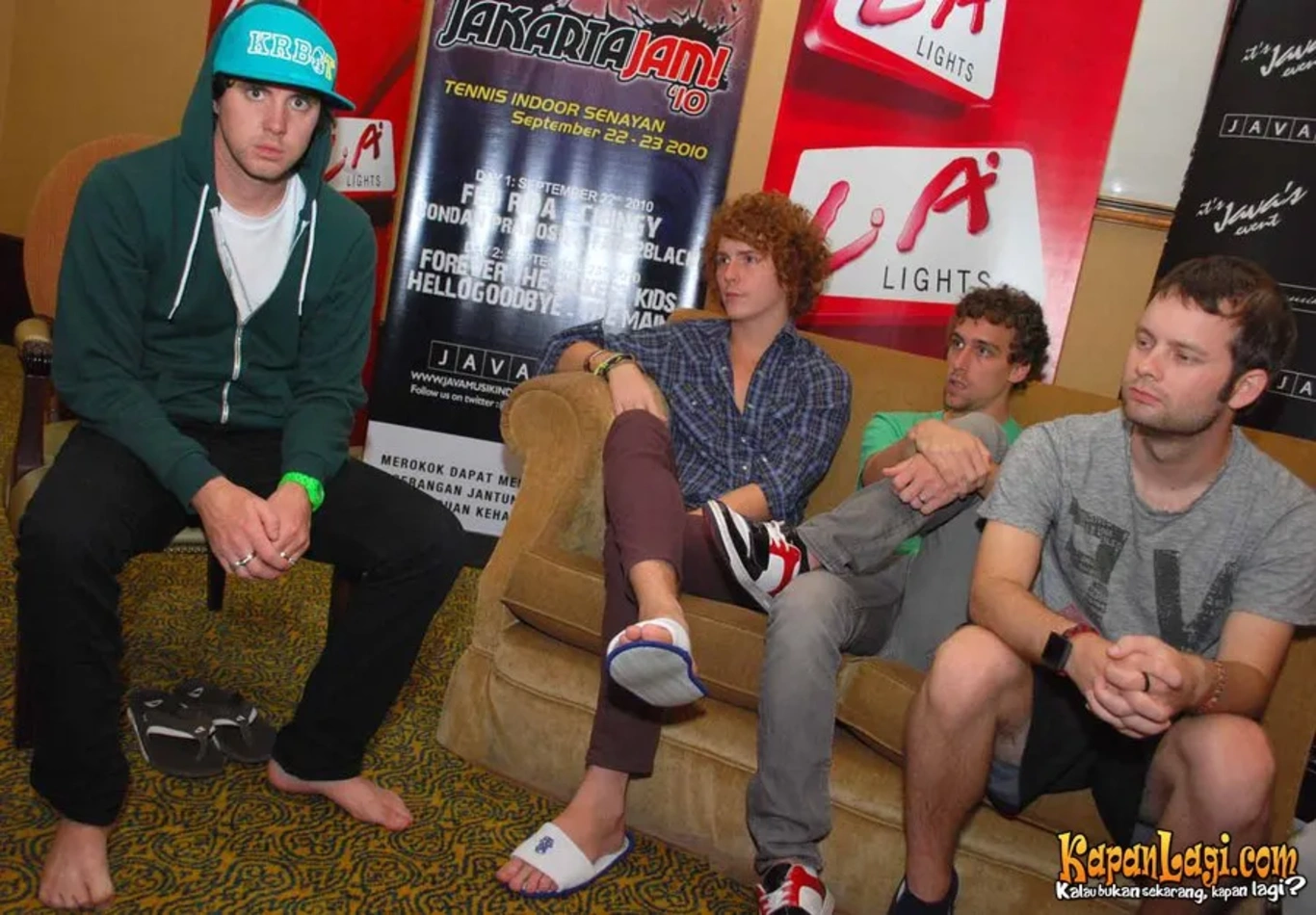 Jika Anda tidak melihat foto Forever The Sickest Kids, kemungkinan karena foto dengan nomor tersebut tidak tersedia di Kapanlagi.com™