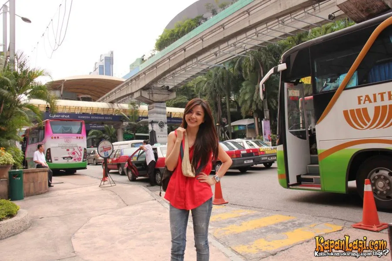 Jika Anda tidak melihat foto Franda, kemungkinan karena foto dengan nomor tersebut tidak tersedia di Kapanlagi.com™