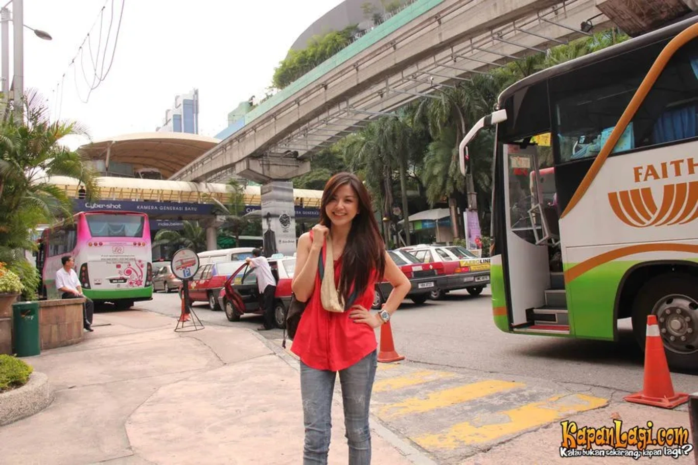 Jika Anda tidak melihat foto Franda, kemungkinan karena foto dengan nomor tersebut tidak tersedia di Kapanlagi.com™