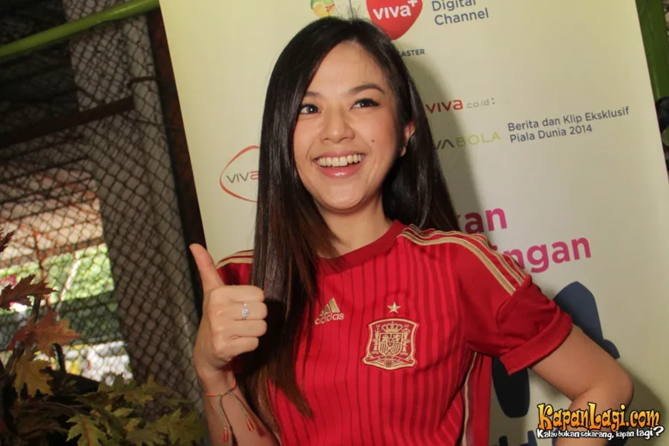 Jika Anda tidak melihat foto Franda, kemungkinan karena foto dengan nomor tersebut tidak tersedia di Kapanlagi.com™