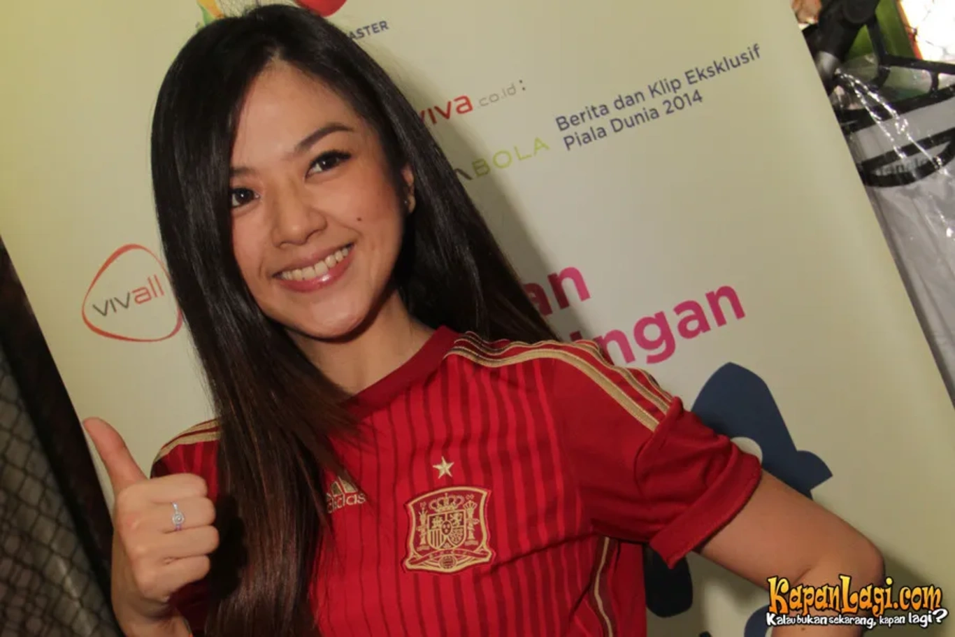 Jika Anda tidak melihat foto Franda, kemungkinan karena foto dengan nomor tersebut tidak tersedia di Kapanlagi.com™