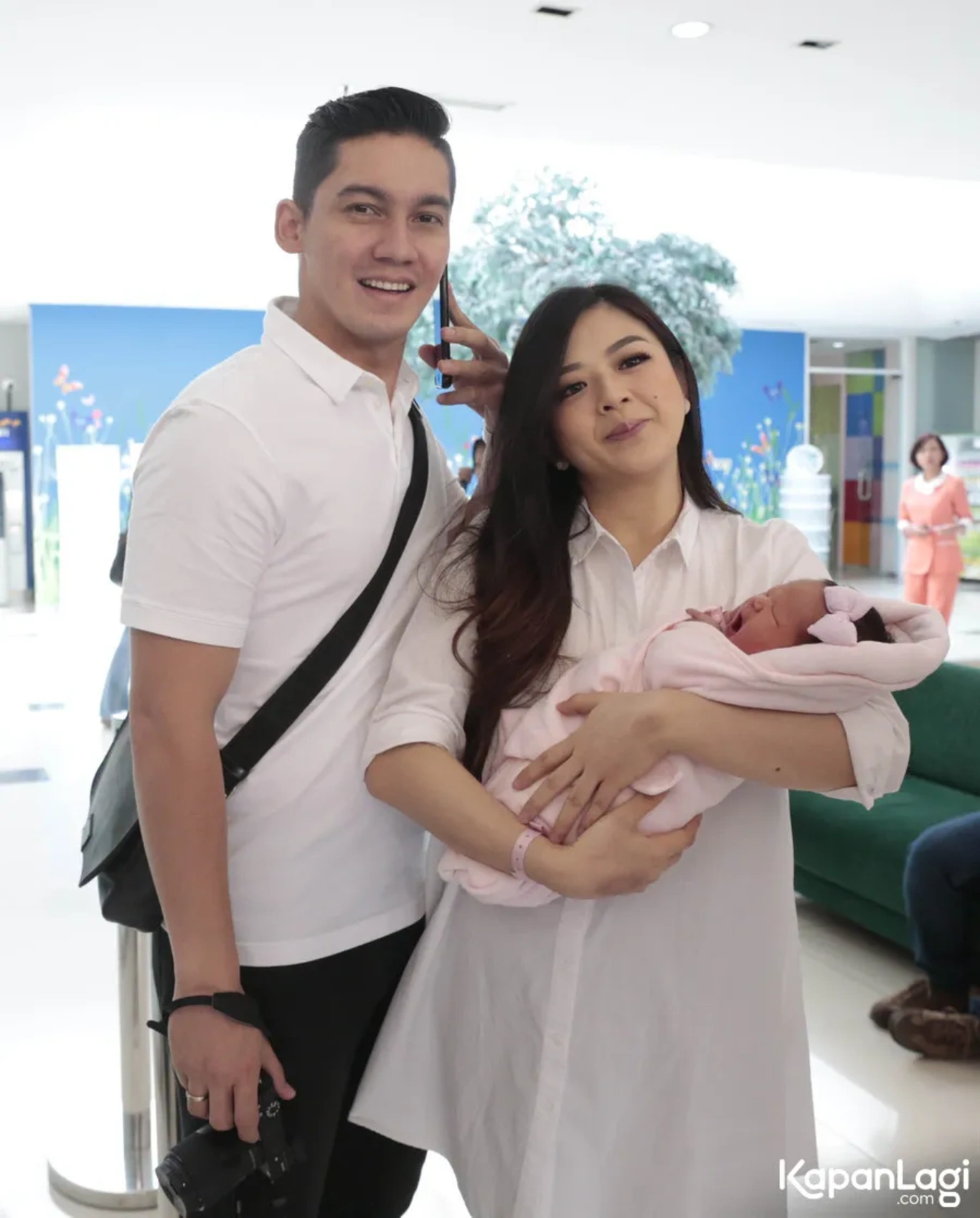 Jika Anda tidak melihat foto Franda, kemungkinan karena foto dengan nomor tersebut tidak tersedia di Kapanlagi.com™