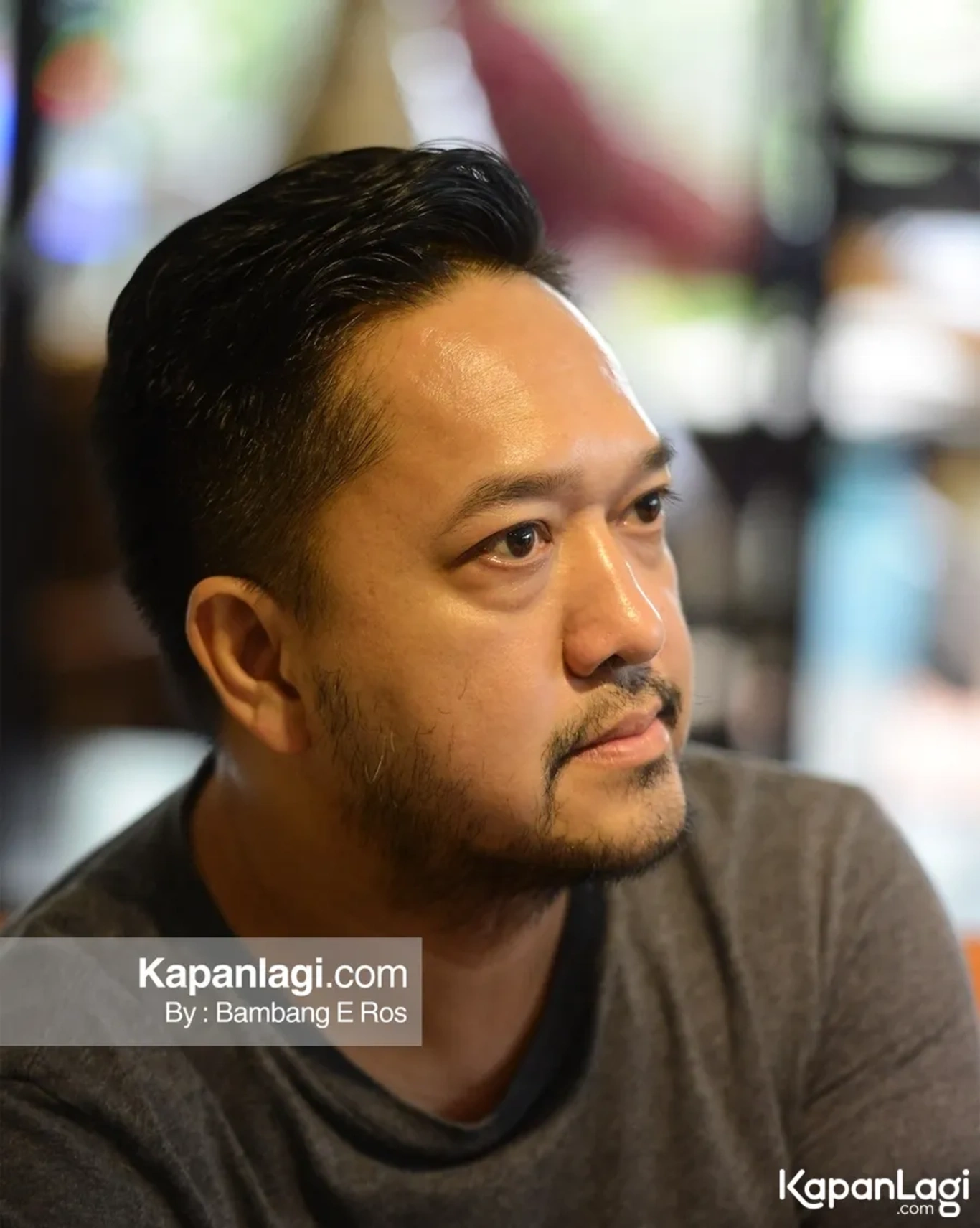 Jika Anda tidak melihat foto Frangky Sihombing, kemungkinan karena foto dengan nomor tersebut tidak tersedia di Kapanlagi.com™